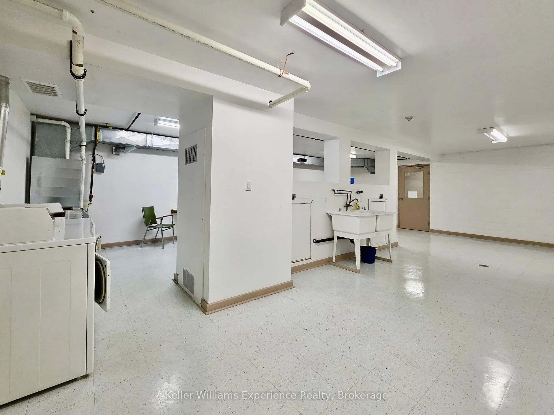 Photo 24 of Unit 202A, 657 Cedar Lane, Bracebridge, Macaulay — HOMEH