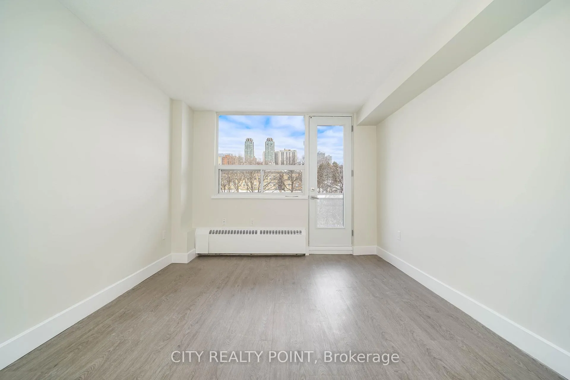 Photo 2 of Unit 207, 1500 Bathurst Street, Toronto, Humewood-Cedarvale — HOMEH