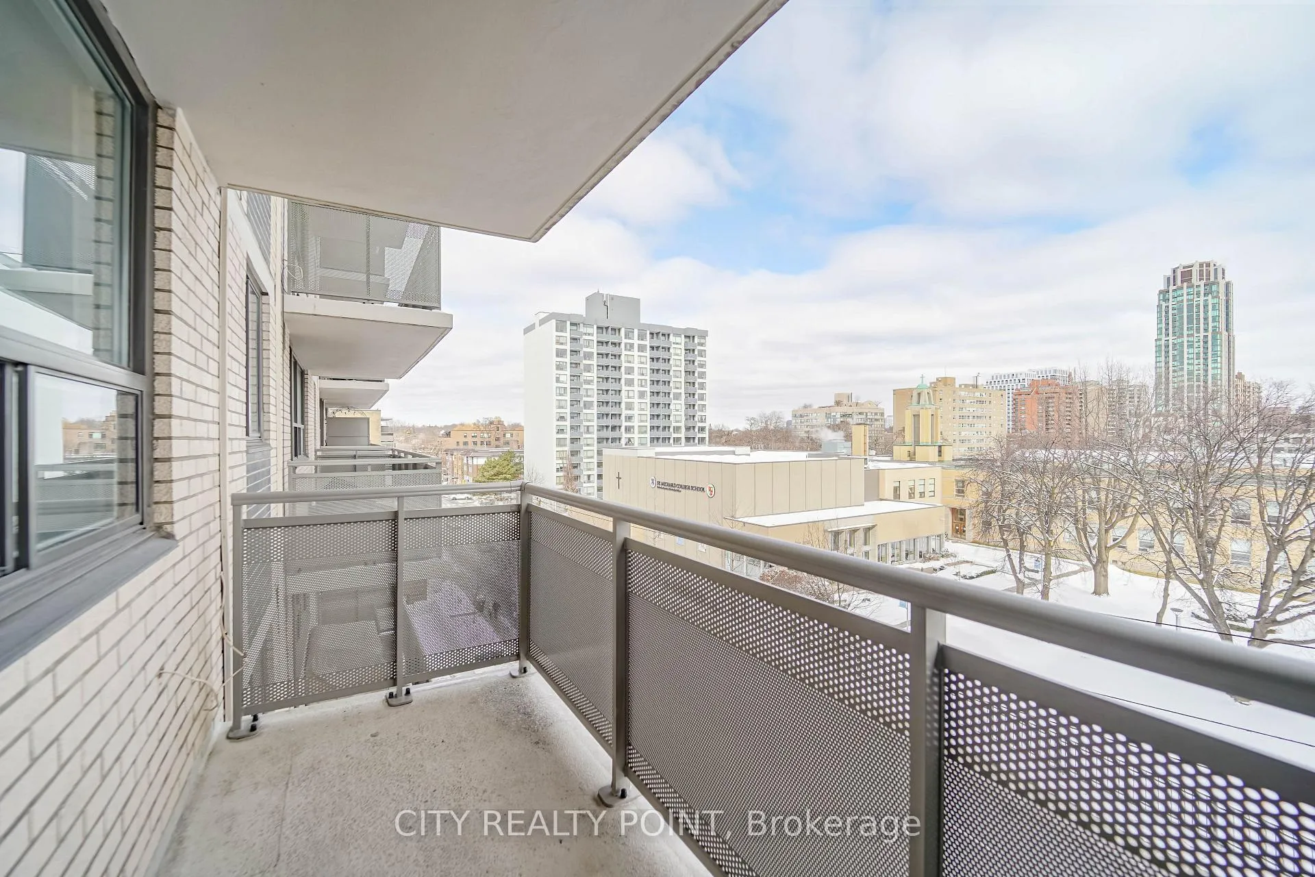 Photo 4 of Unit 207, 1500 Bathurst Street, Toronto, Humewood-Cedarvale — HOMEH