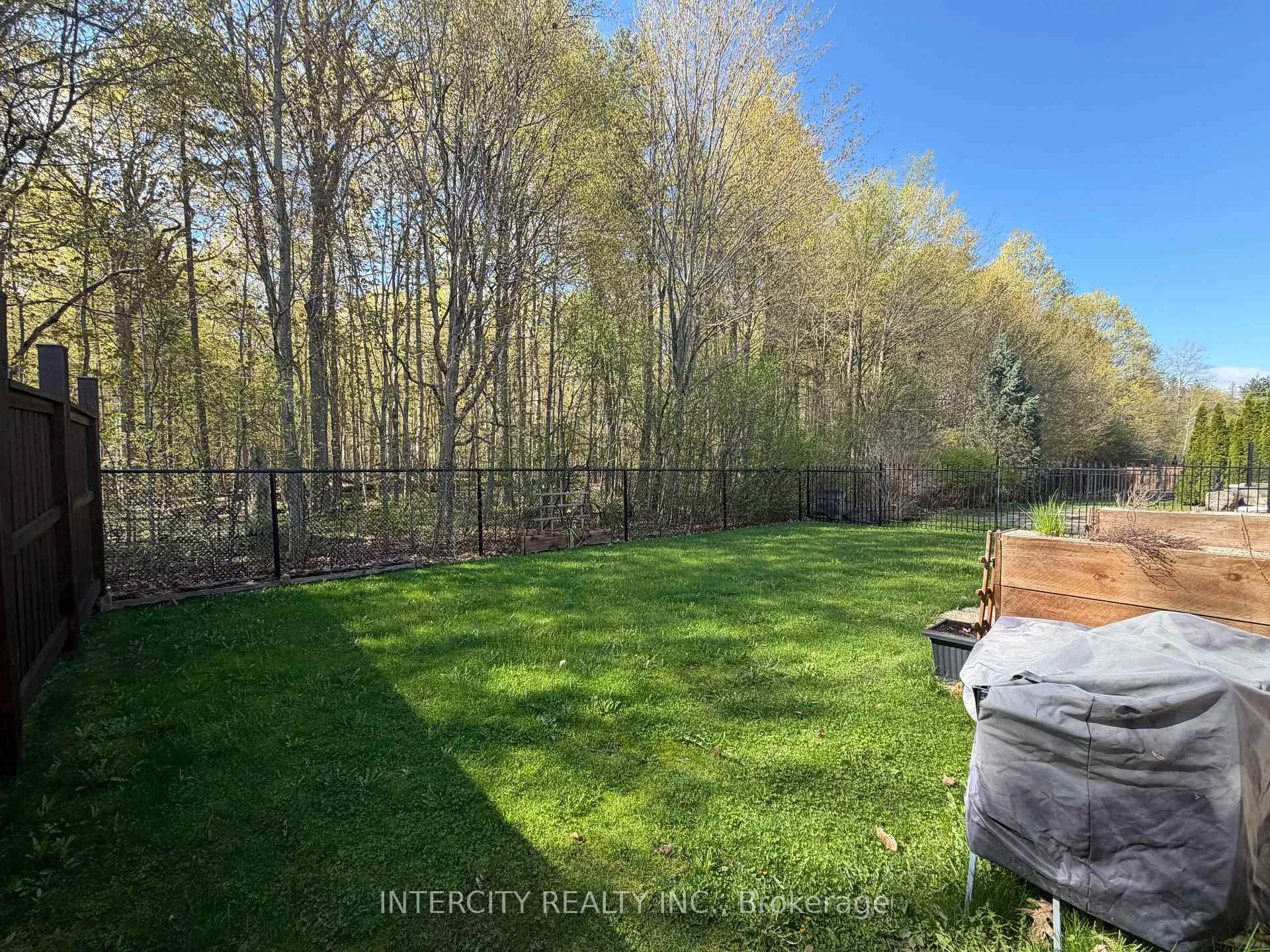 Photo 36 of 655 Davos Road, Vaughan, Vellore Village — HOMEH