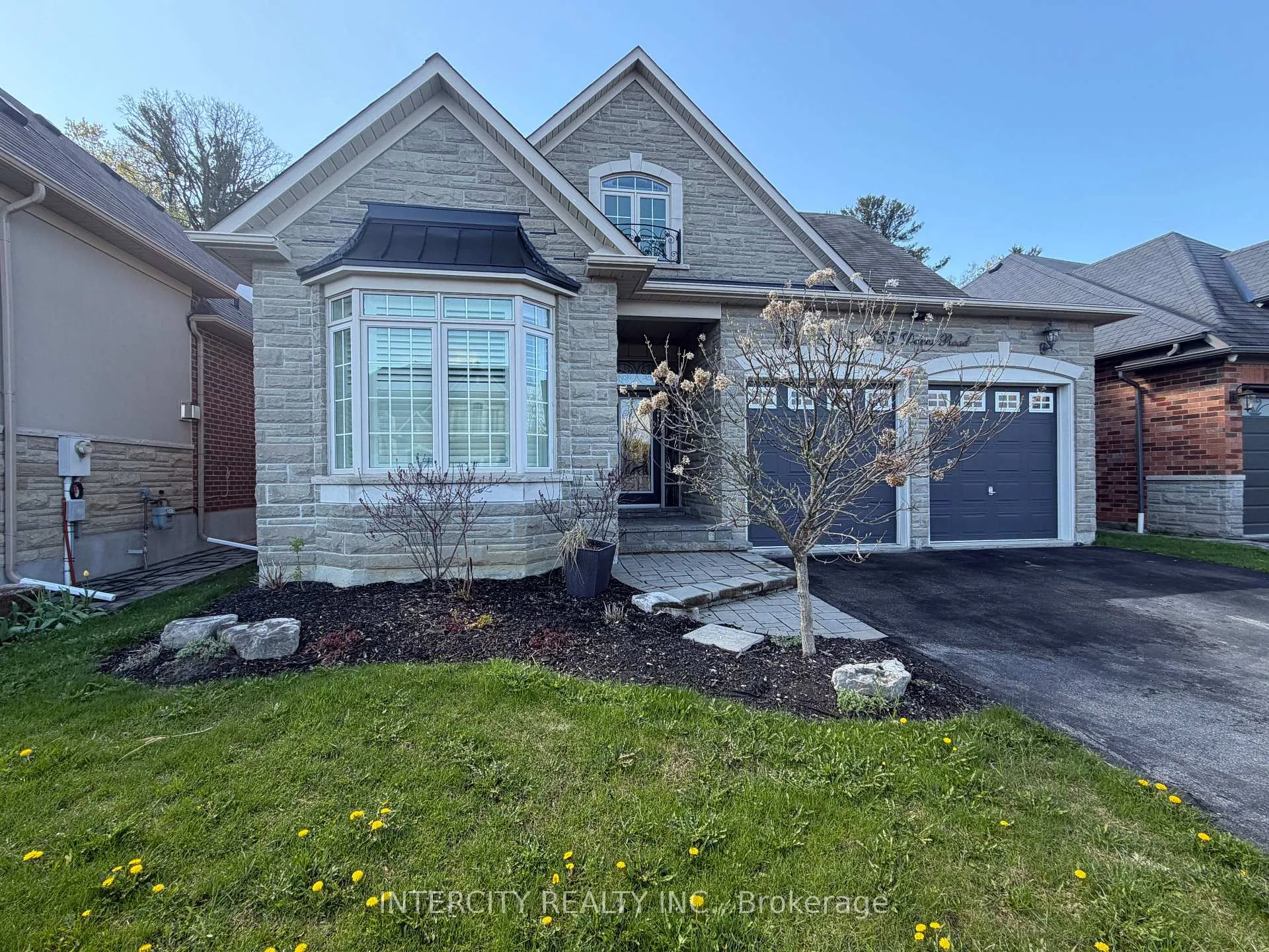 Photo 40 of 655 Davos Road, Vaughan, Vellore Village — HOMEH