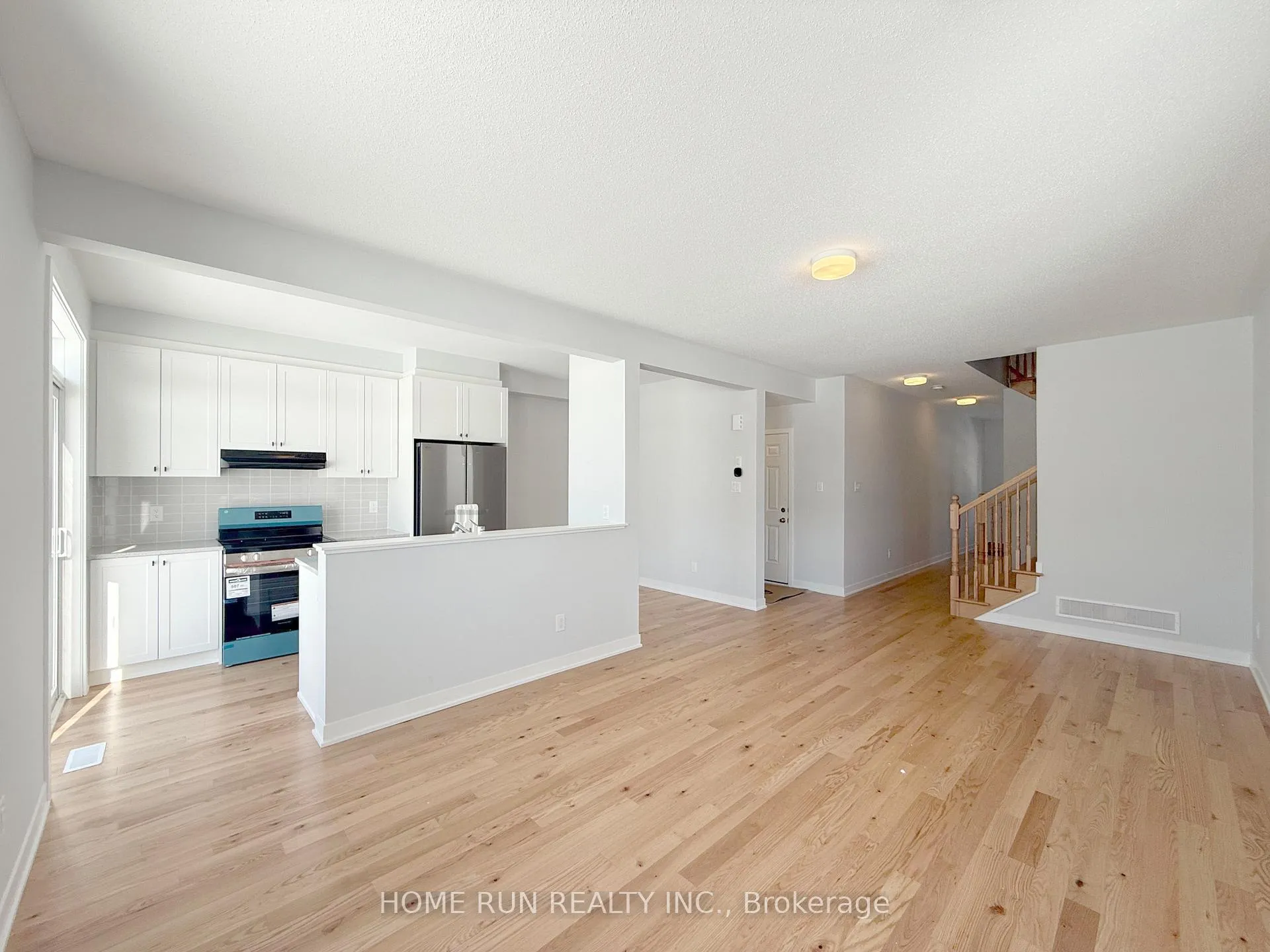 Photo 8 of 426 Mortar Terrace, Ottawa, Kanata - Rural Kanata (Central) — HOMEH