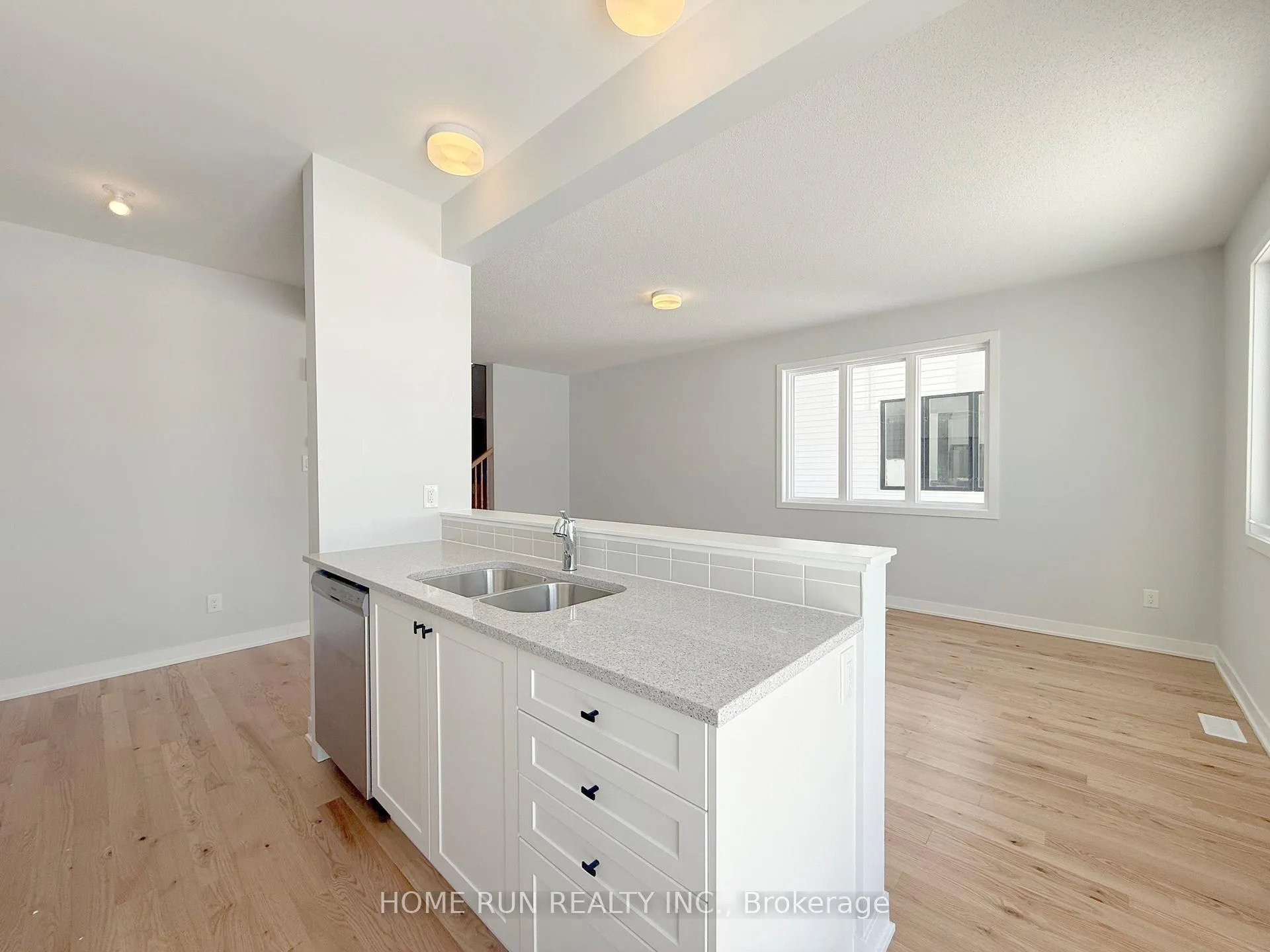 Photo 10 of 426 Mortar Terrace, Ottawa, Kanata - Rural Kanata (Central) — HOMEH