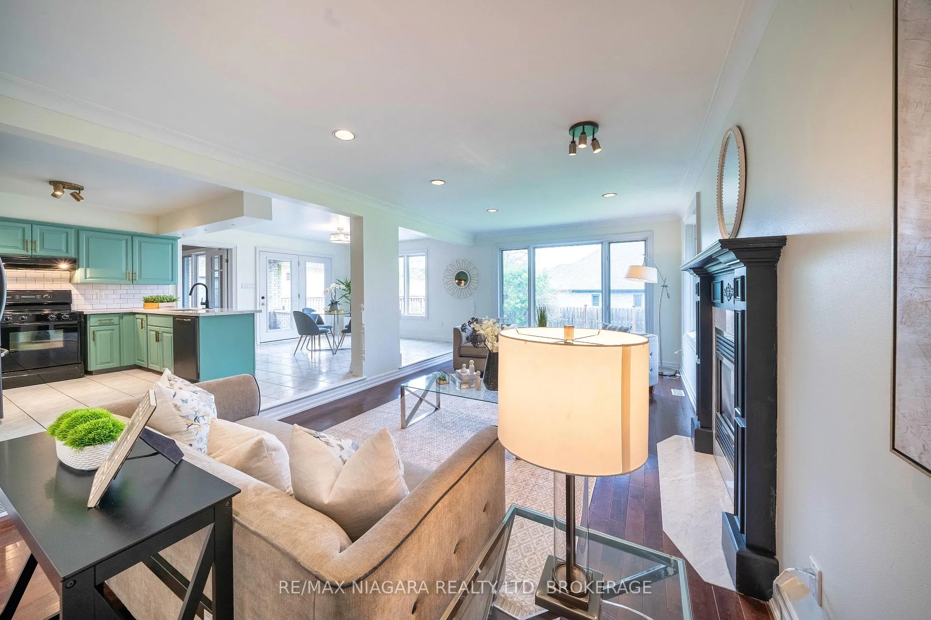 Photo 8 of 2 Mcclure Crescent, Thorold, Confederation Heights — HOMEH