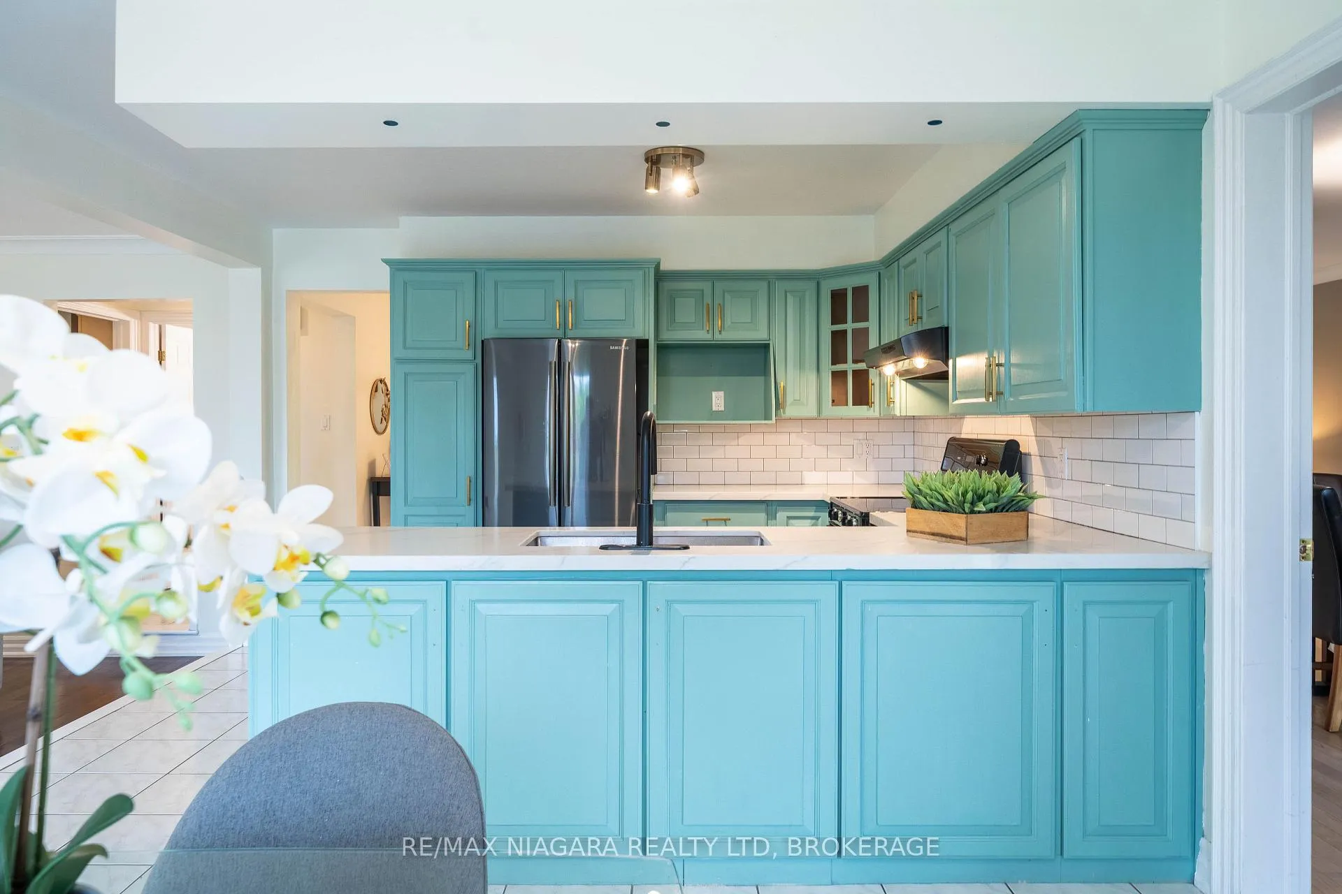 Photo 12 of 2 Mcclure Crescent, Thorold, Confederation Heights — HOMEH