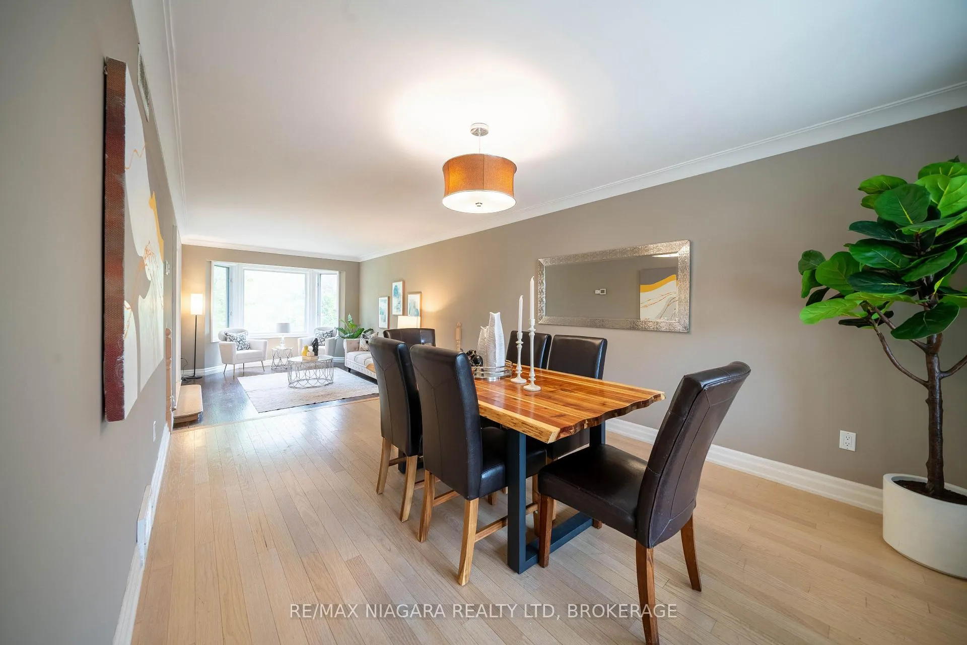 Photo 19 of 2 Mcclure Crescent, Thorold, Confederation Heights — HOMEH