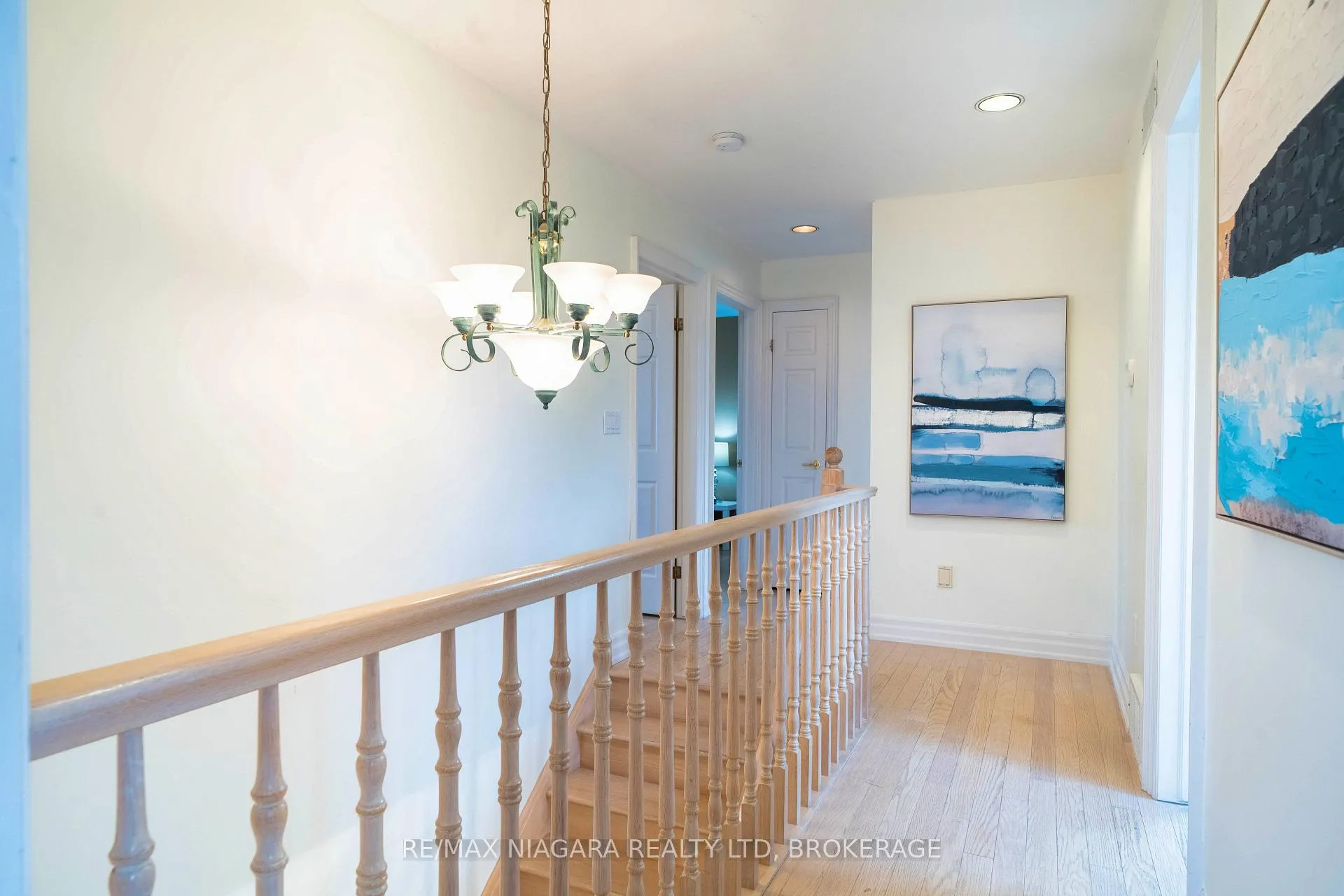 Photo 26 of 2 Mcclure Crescent, Thorold, Confederation Heights — HOMEH