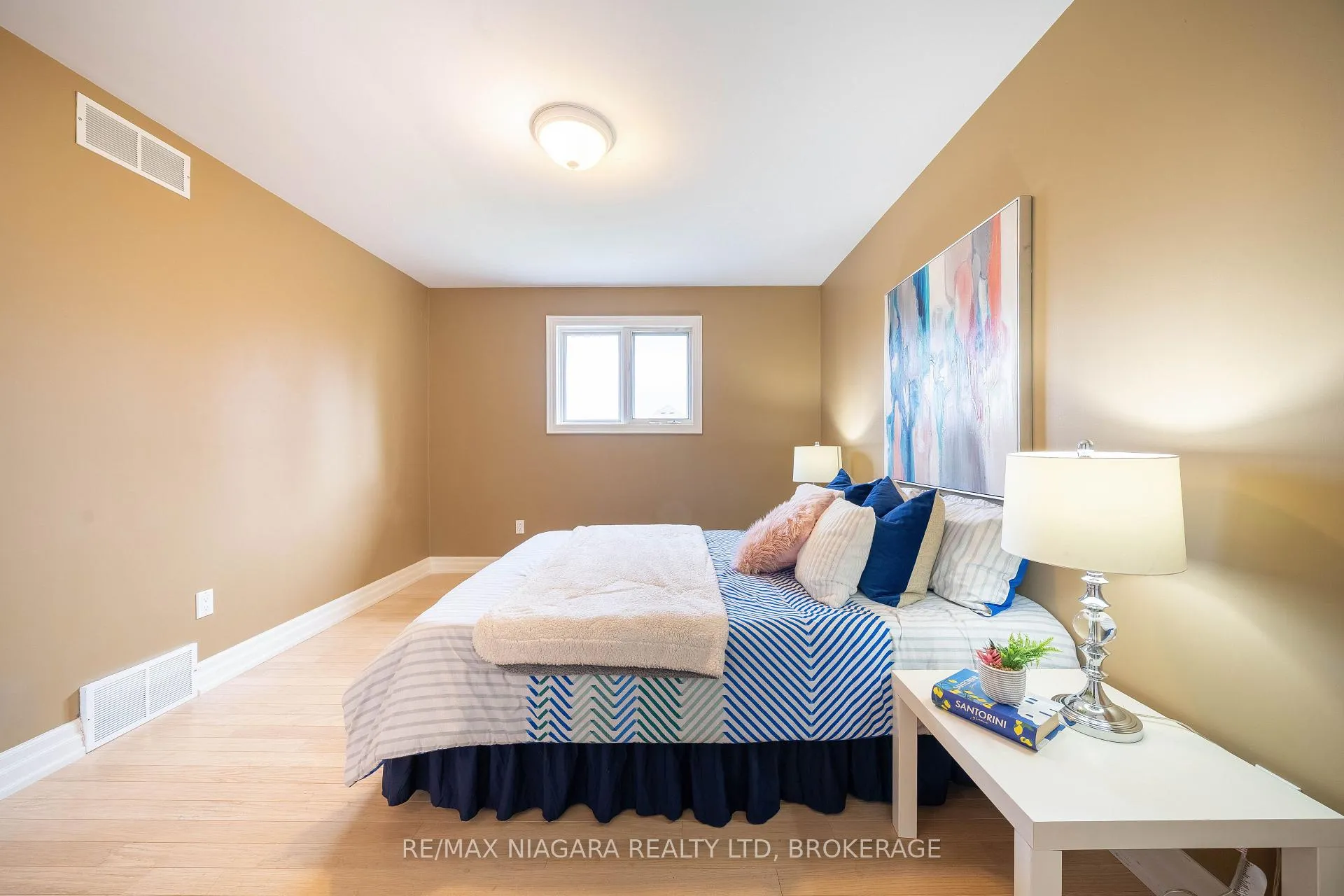Photo 29 of 2 Mcclure Crescent, Thorold, Confederation Heights — HOMEH