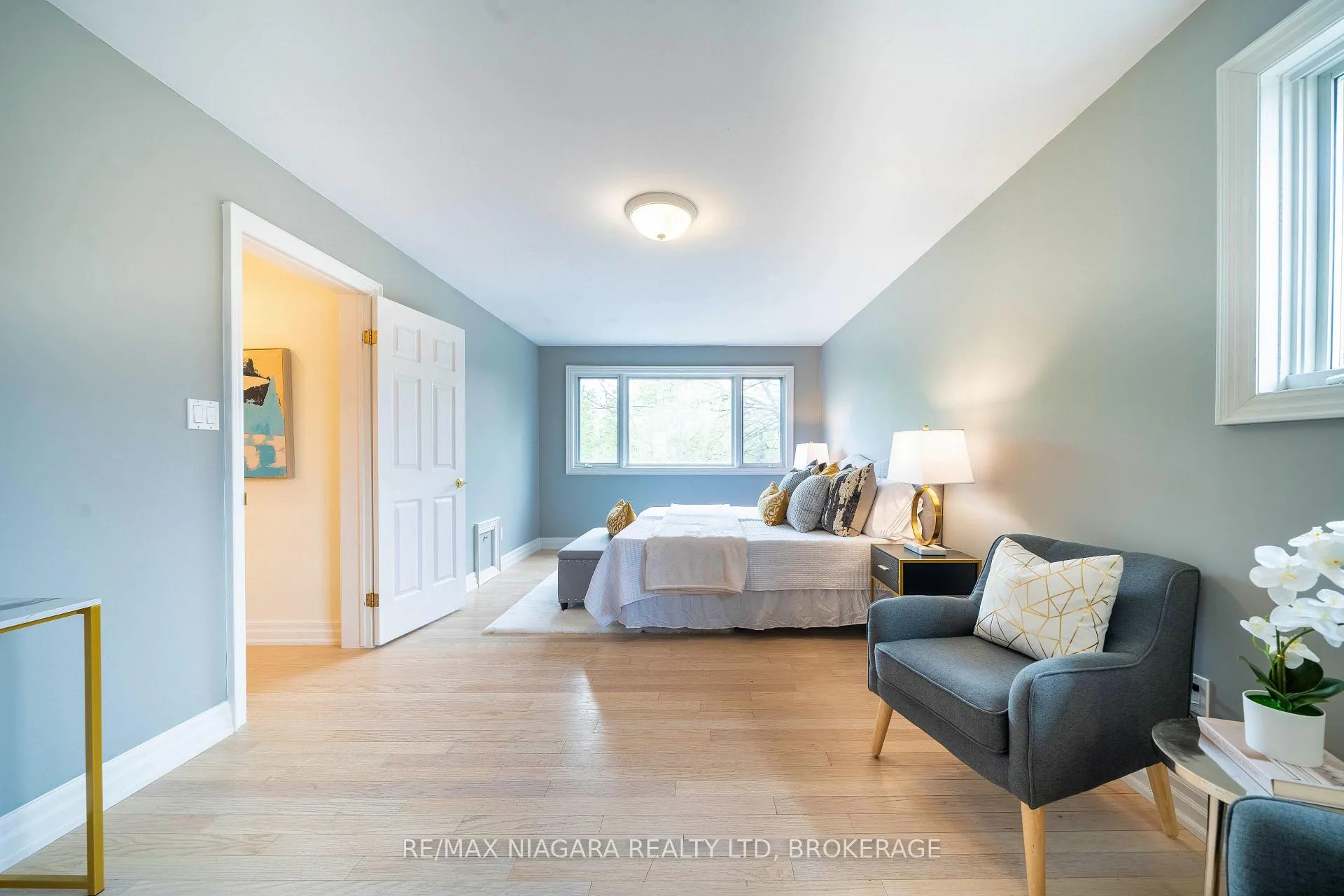 Photo 37 of 2 Mcclure Crescent, Thorold, Confederation Heights — HOMEH