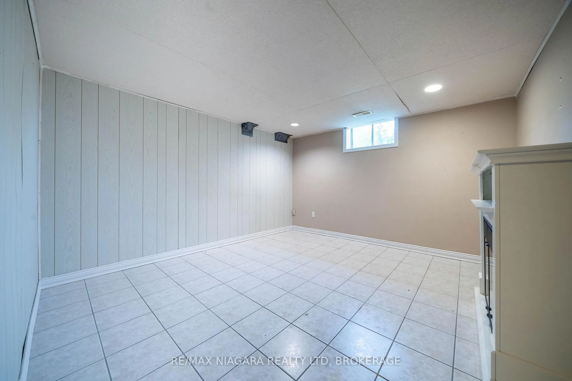 Photo 44 of 2 Mcclure Crescent, Thorold, Confederation Heights — HOMEH