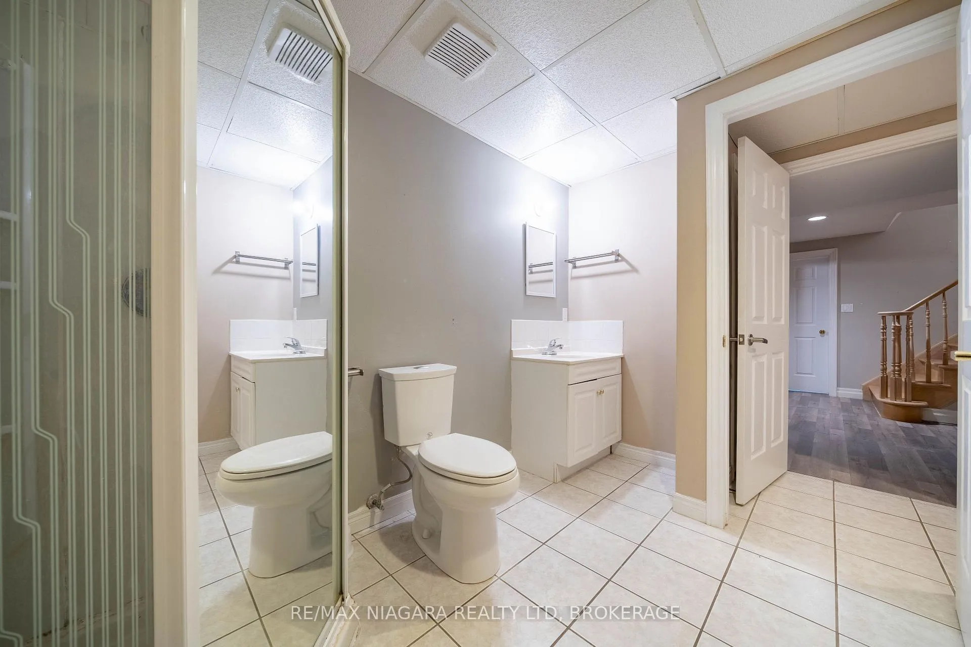 Photo 45 of 2 Mcclure Crescent, Thorold, Confederation Heights — HOMEH