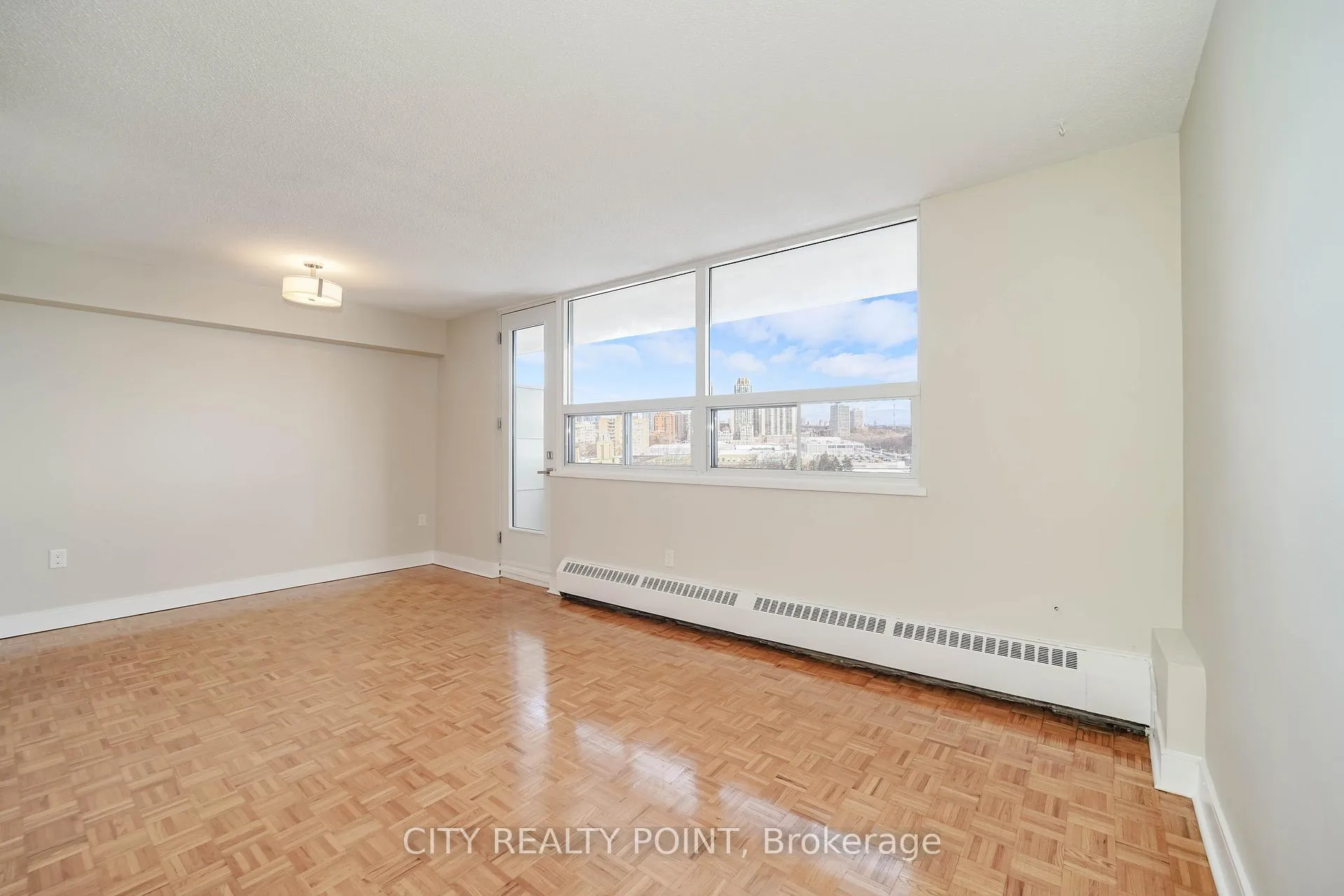 Photo 2 of Unit 1008, 1500 Bathurst Street, Toronto, Humewood-Cedarvale — HOMEH