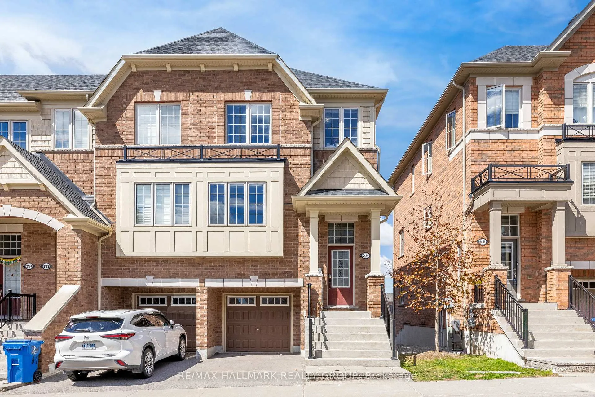 Photo 2 of 2464 Bromus Path, Oshawa, Windfields — HOMEH