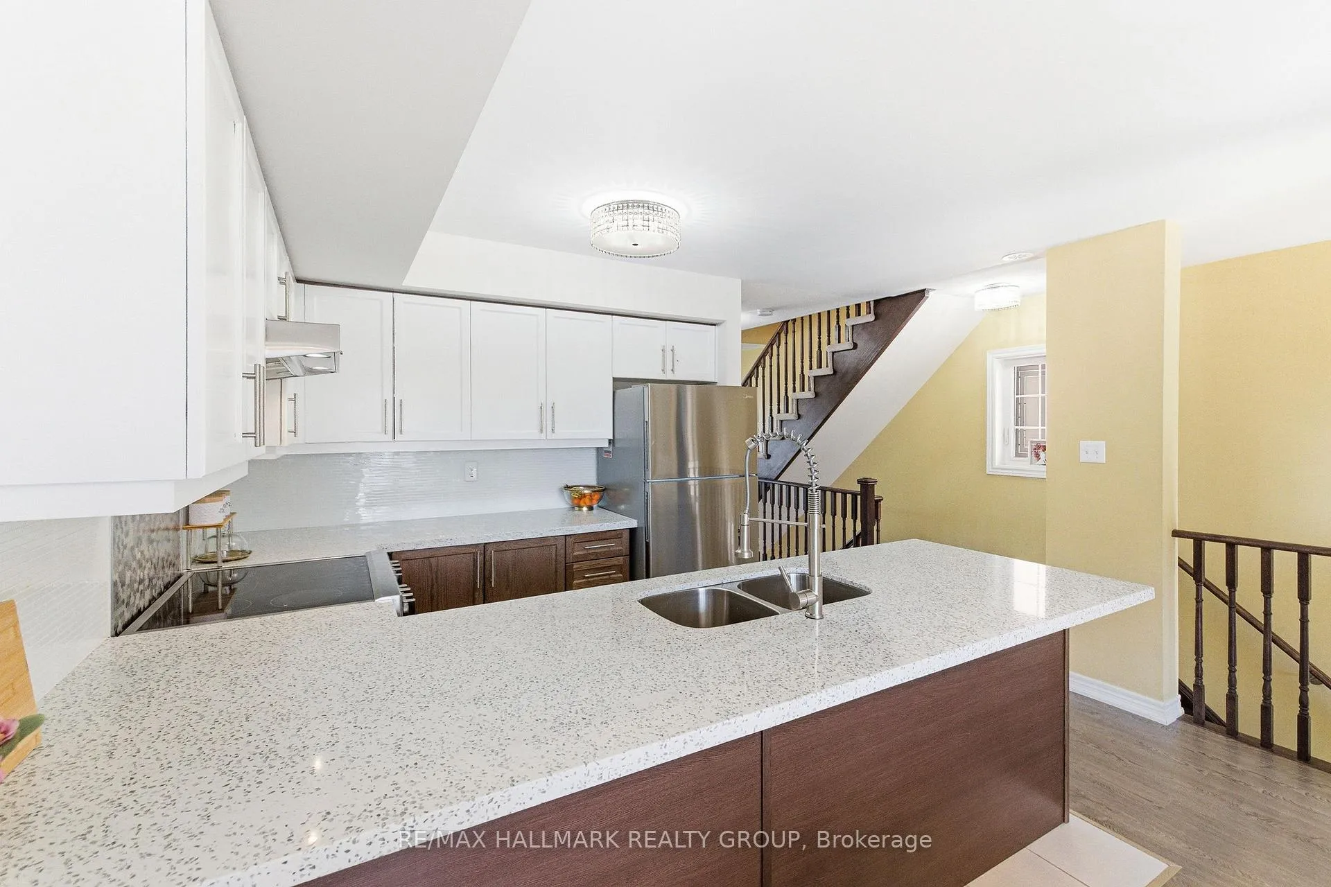 Photo 7 of 2464 Bromus Path, Oshawa, Windfields — HOMEH