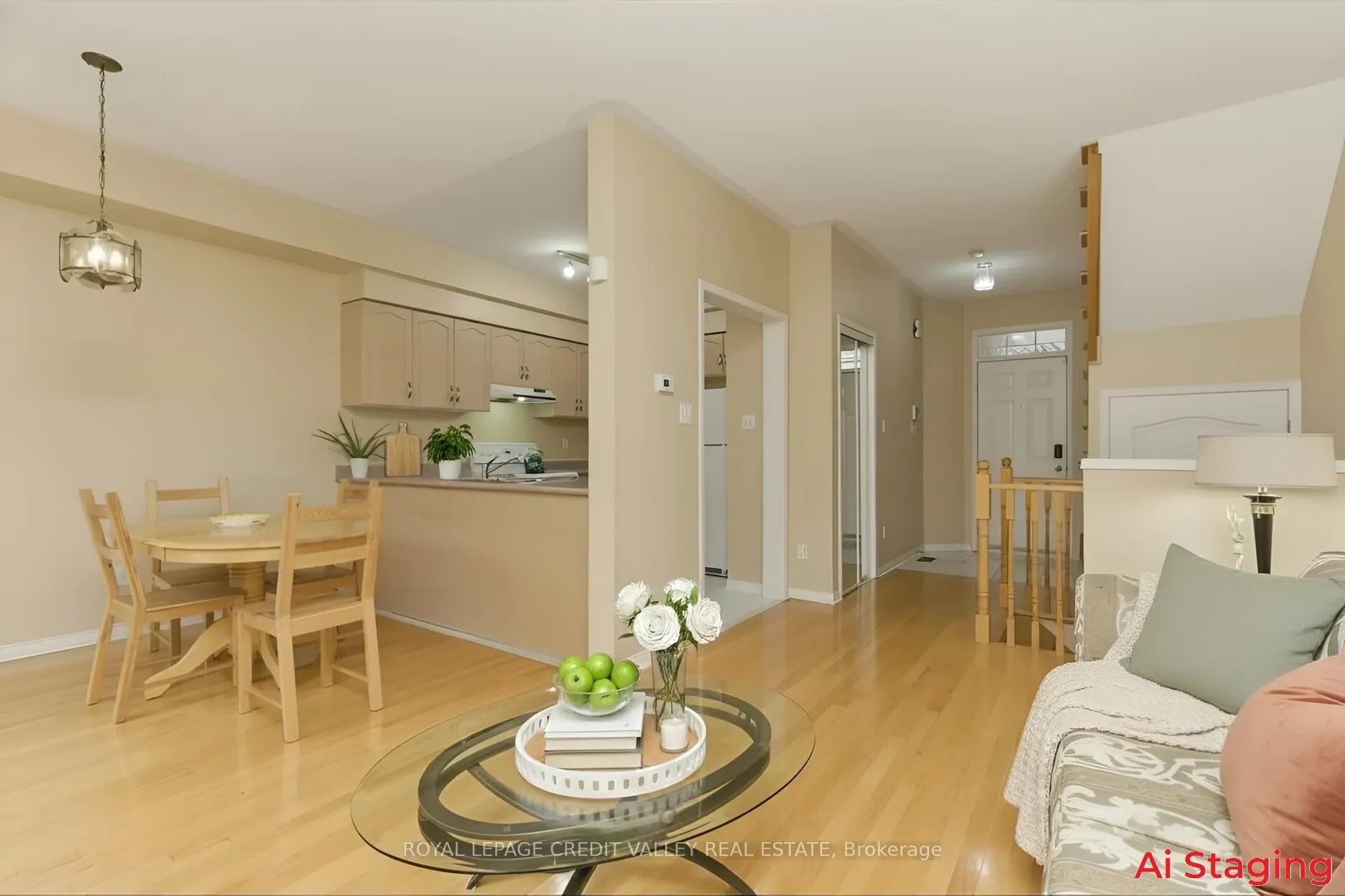 Photo 6 of Unit 6, 180 Blue Willow Drive, Vaughan, East Woodbridge — HOMEH