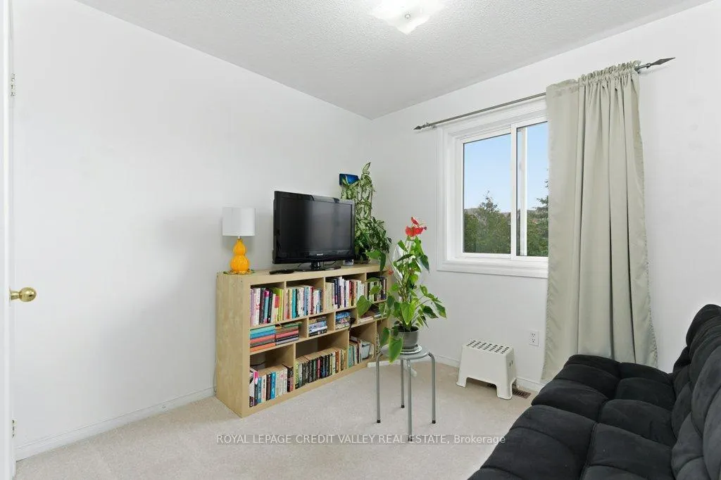 Photo 18 of Unit 6, 180 Blue Willow Drive, Vaughan, East Woodbridge — HOMEH