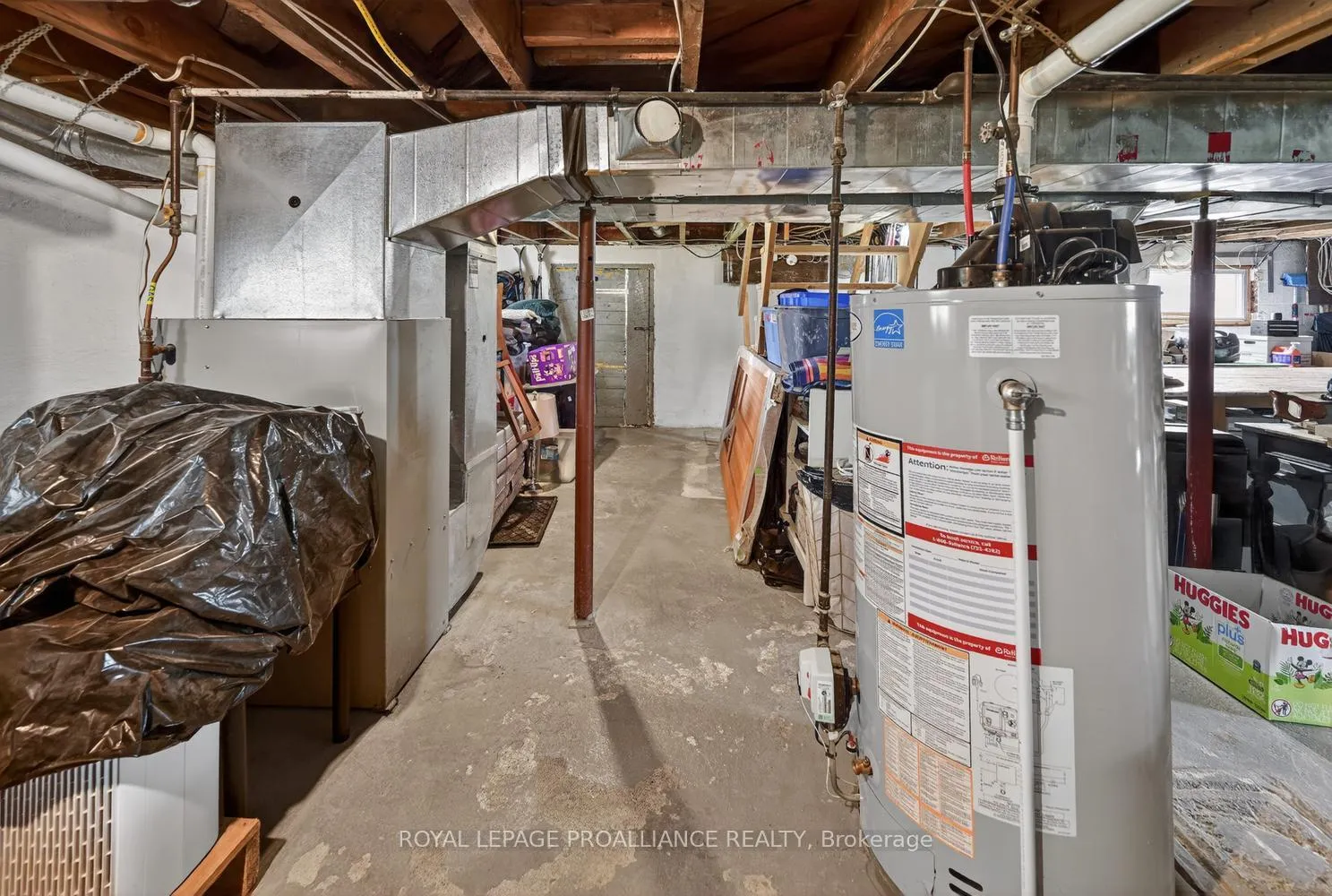 Photo 25 of 562 Prince Street W, Prescott — HOMEH