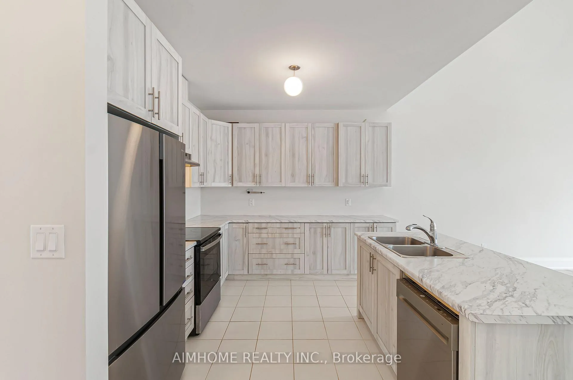 Photo 3 of 6 Prescott Crescent, Bracebridge, Monck (Bracebridge) — HOMEH
