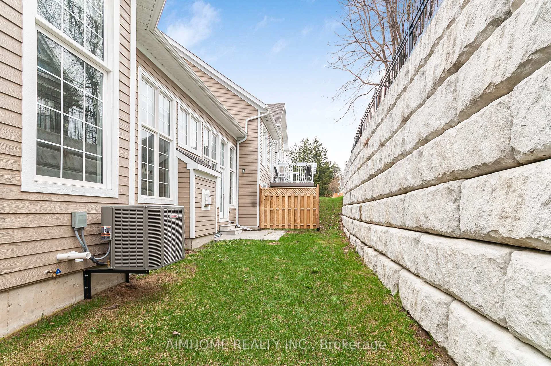 Photo 4 of 6 Prescott Crescent, Bracebridge, Monck (Bracebridge) — HOMEH