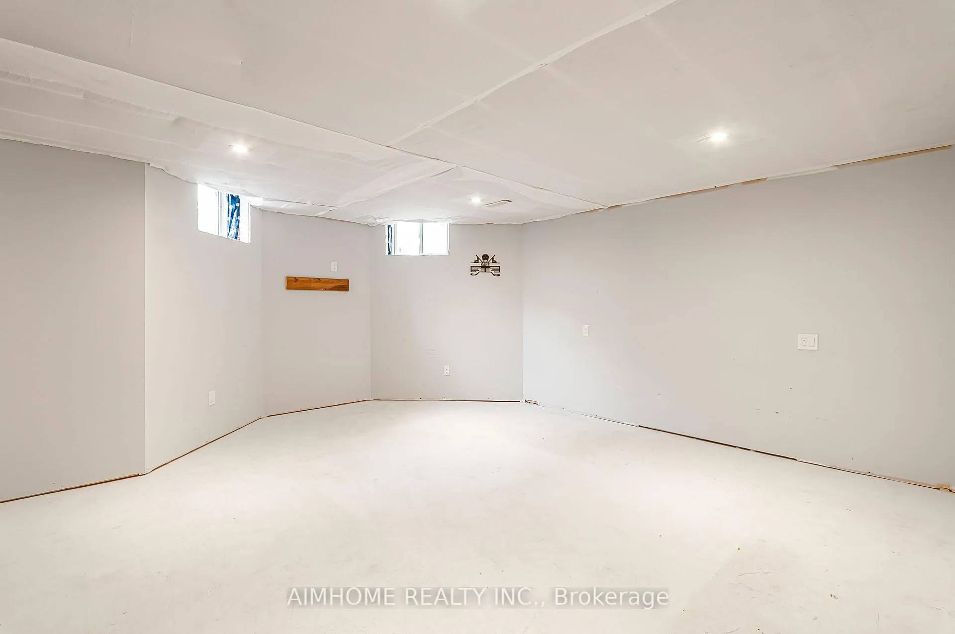 Photo 8 of 6 Prescott Crescent, Bracebridge, Monck (Bracebridge) — HOMEH