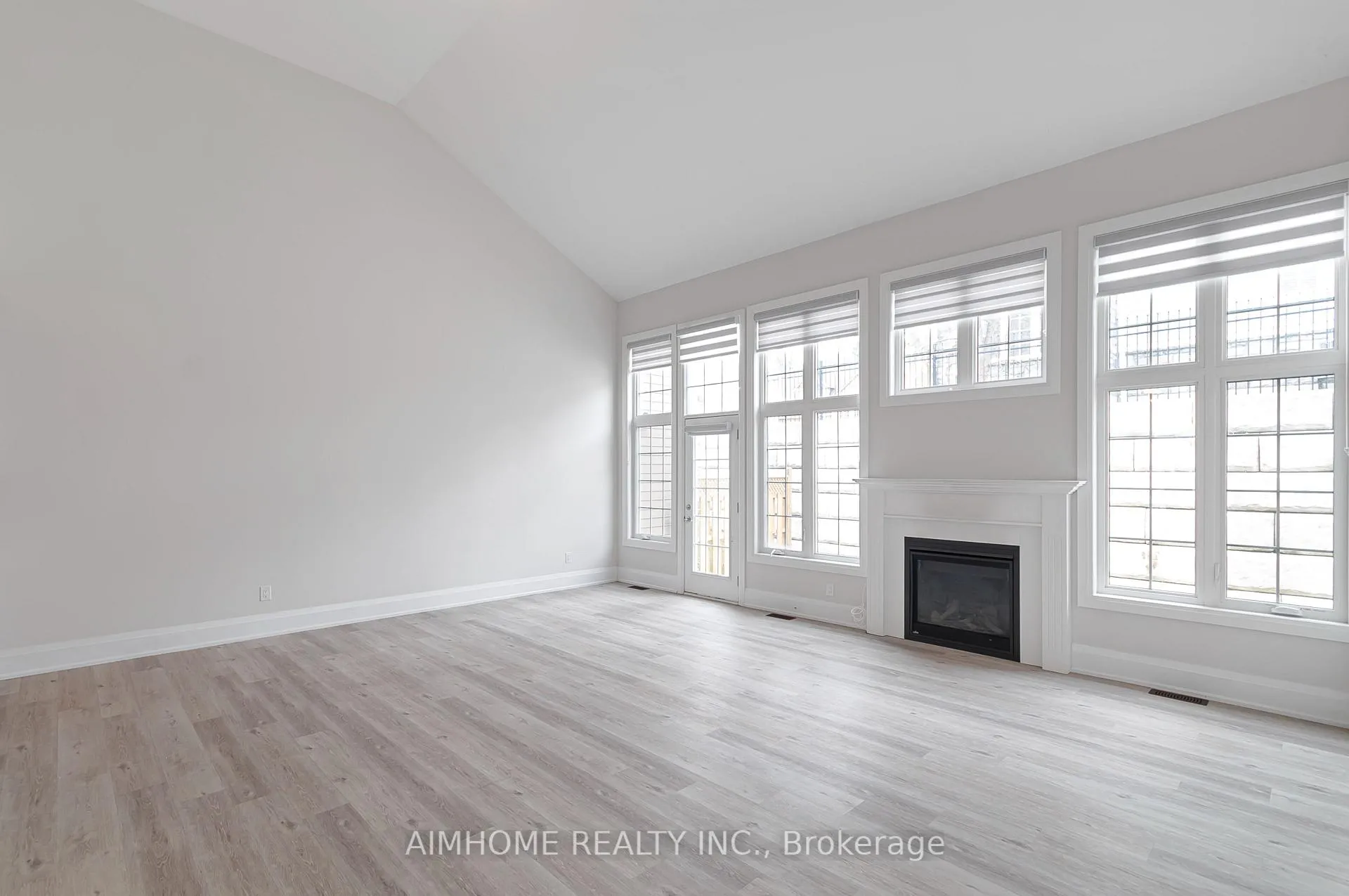 Photo 24 of 6 Prescott Crescent, Bracebridge, Monck (Bracebridge) — HOMEH