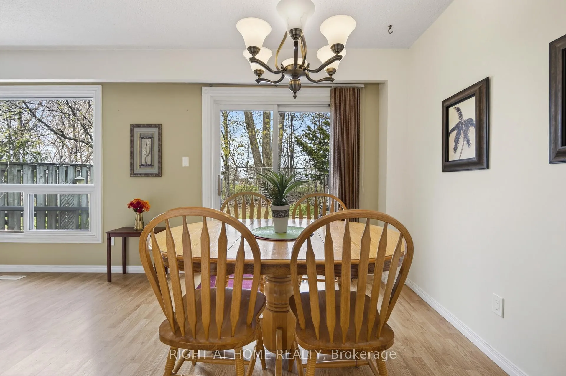 Photo 18 of Unit 47, 2 Bernick Drive, Barrie, Grove East — HOMEH