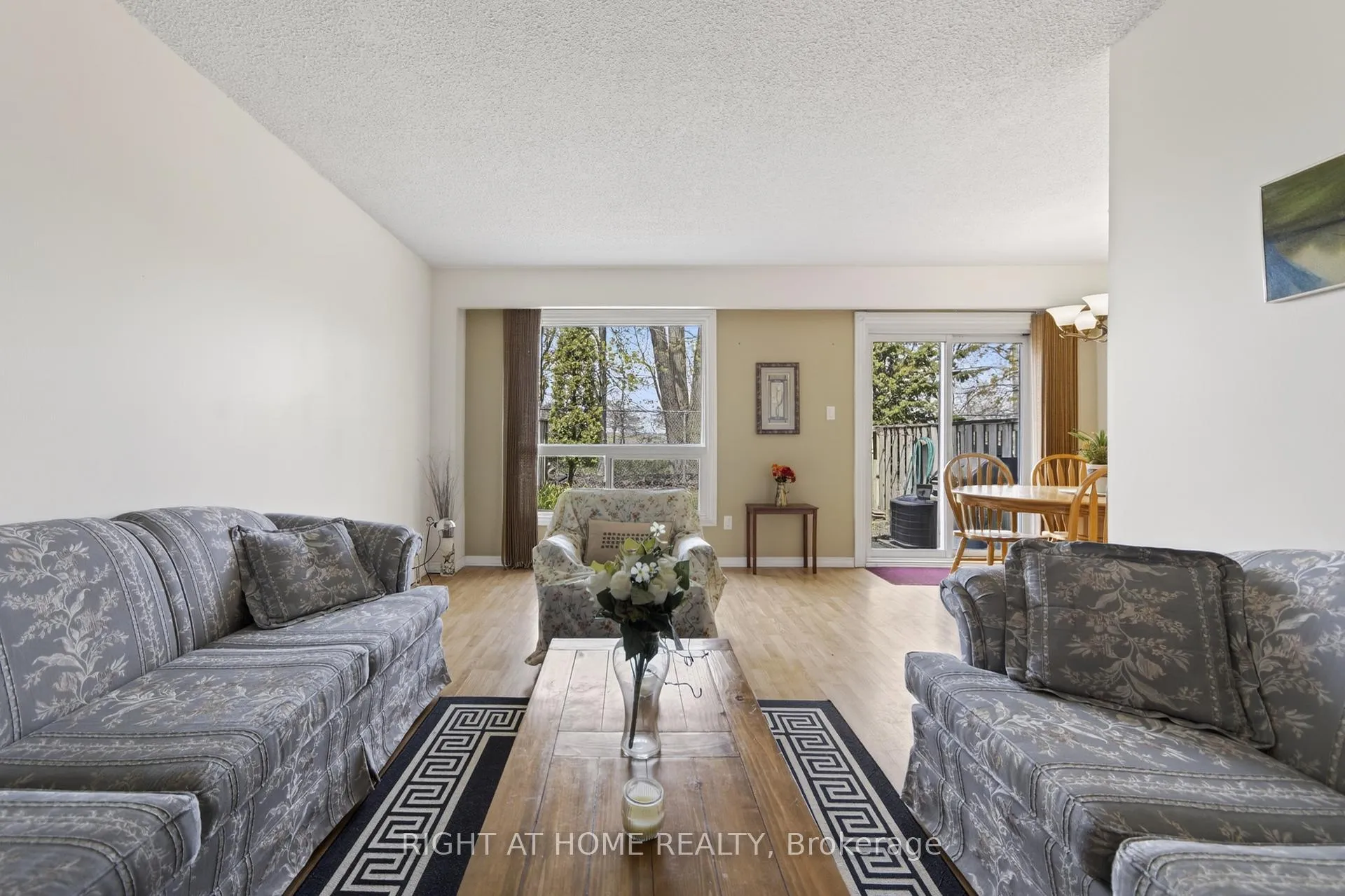 Photo 25 of Unit 47, 2 Bernick Drive, Barrie, Grove East — HOMEH