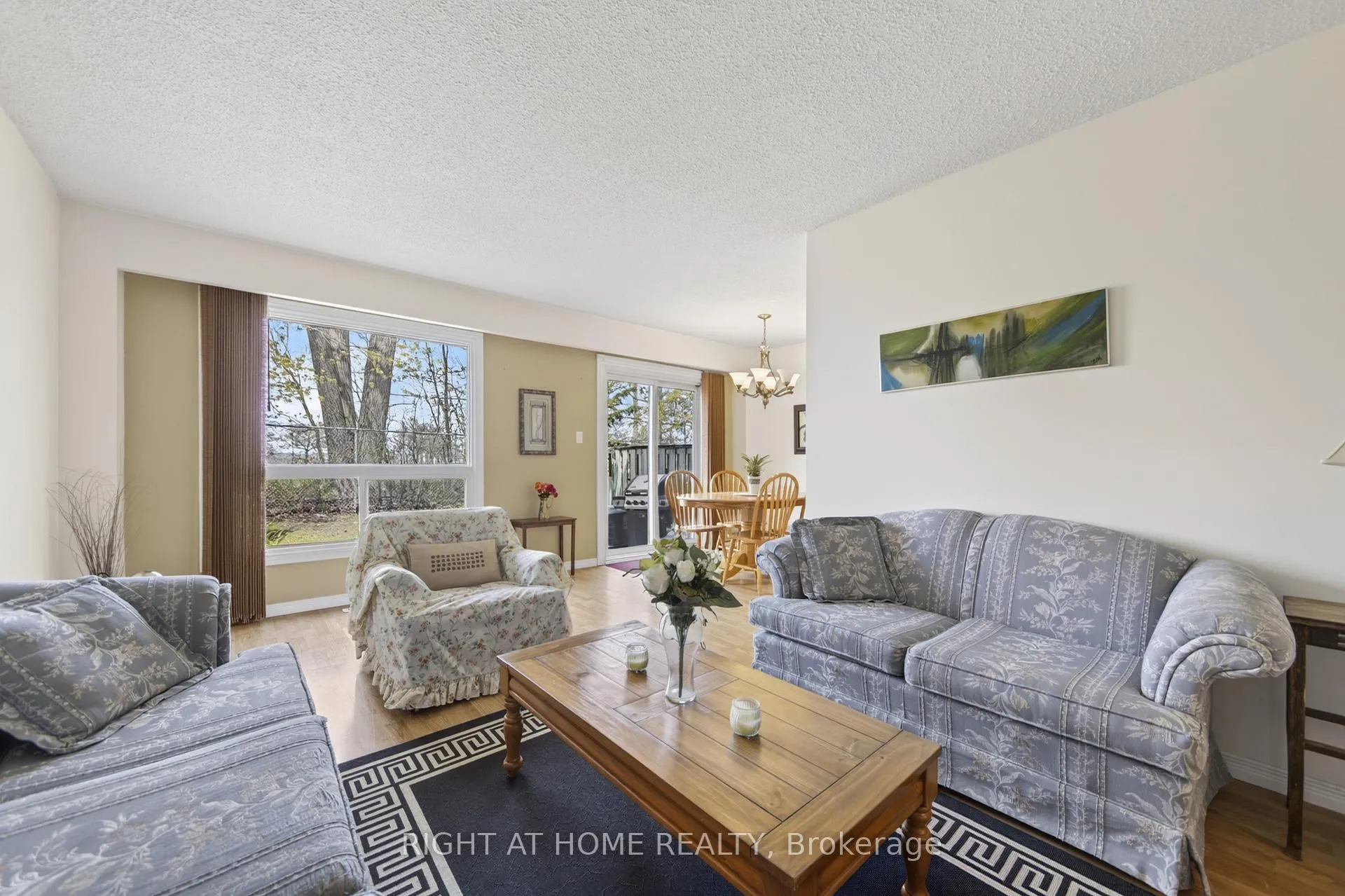 Photo 26 of Unit 47, 2 Bernick Drive, Barrie, Grove East — HOMEH