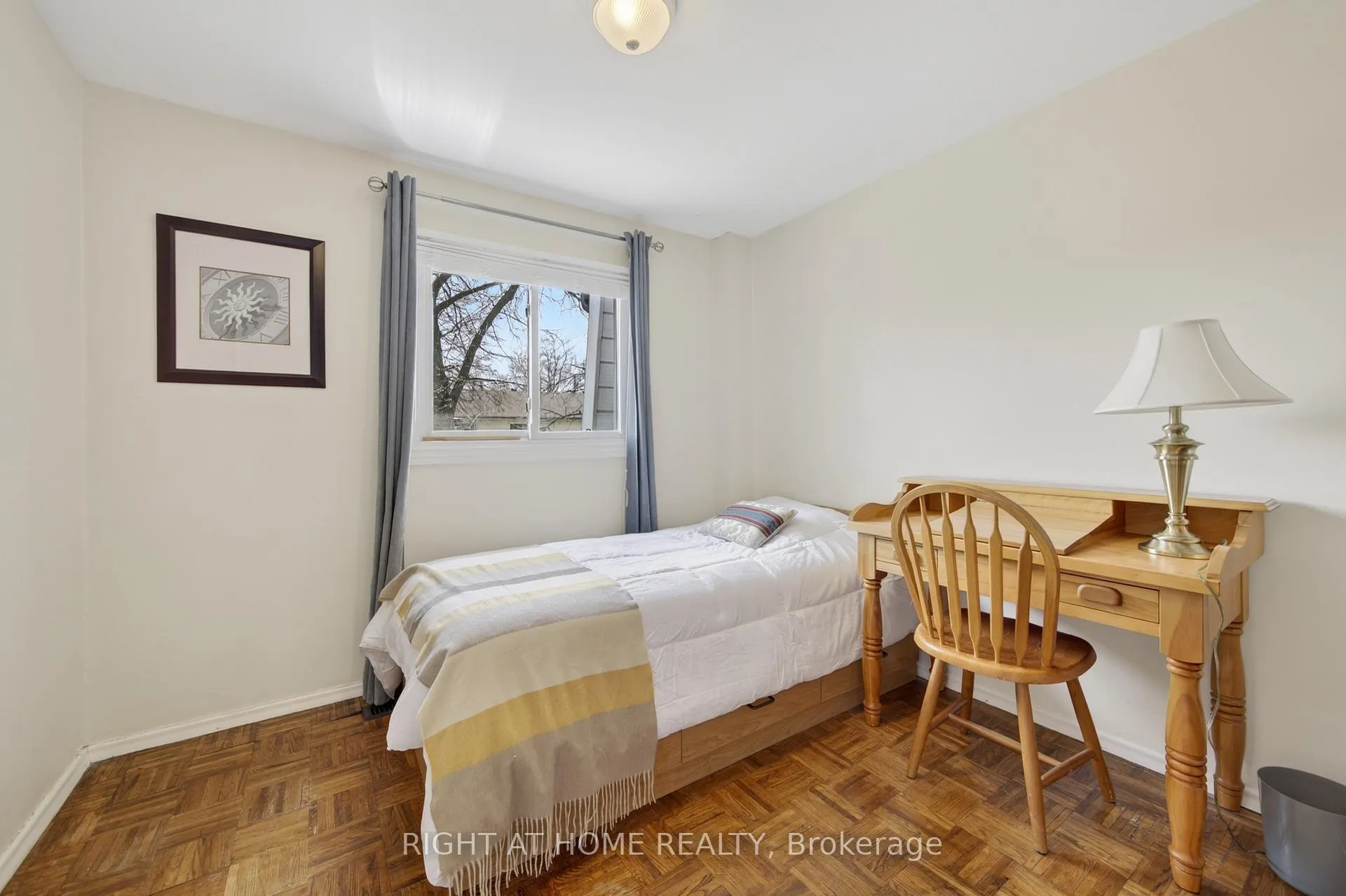 Photo 33 of Unit 47, 2 Bernick Drive, Barrie, Grove East — HOMEH