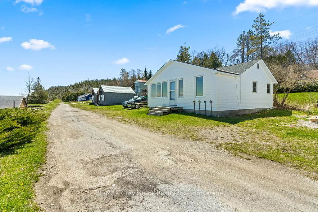 Photo 9 of 8 Dock Lane, Northern Bruce Peninsula — HOMEH
