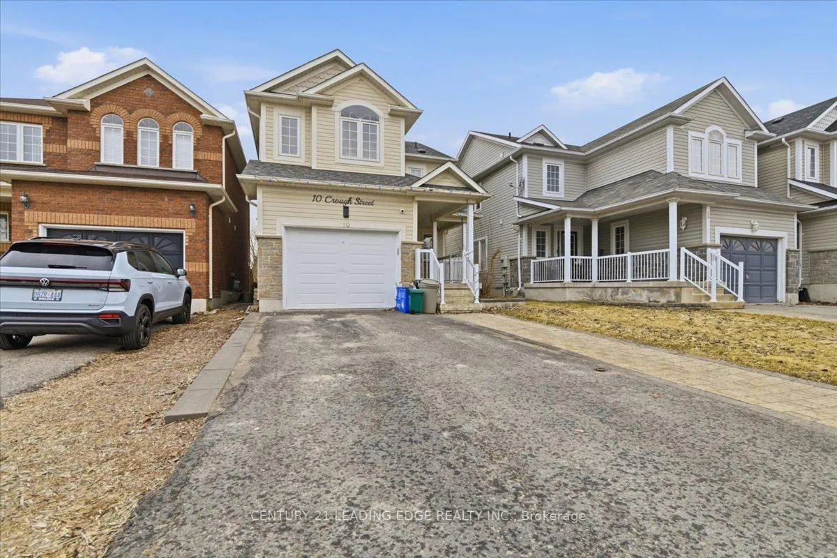 Photo 1 of 10 Crough Street, Clarington, Bowmanville — HOMEH