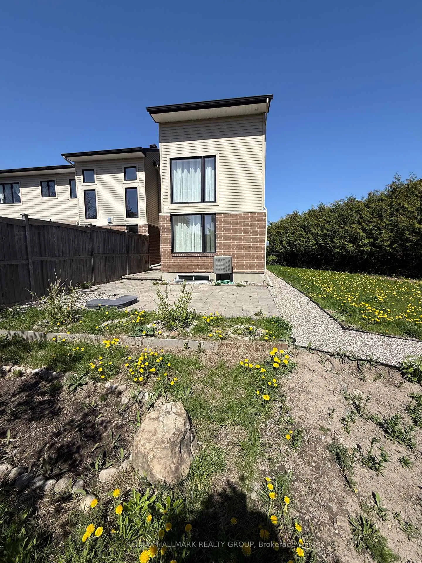 Photo 25 of 1158 Tischart Crescent, Ottawa, Kanata - Kanata Lakes/Heritage Hills — HOMEH