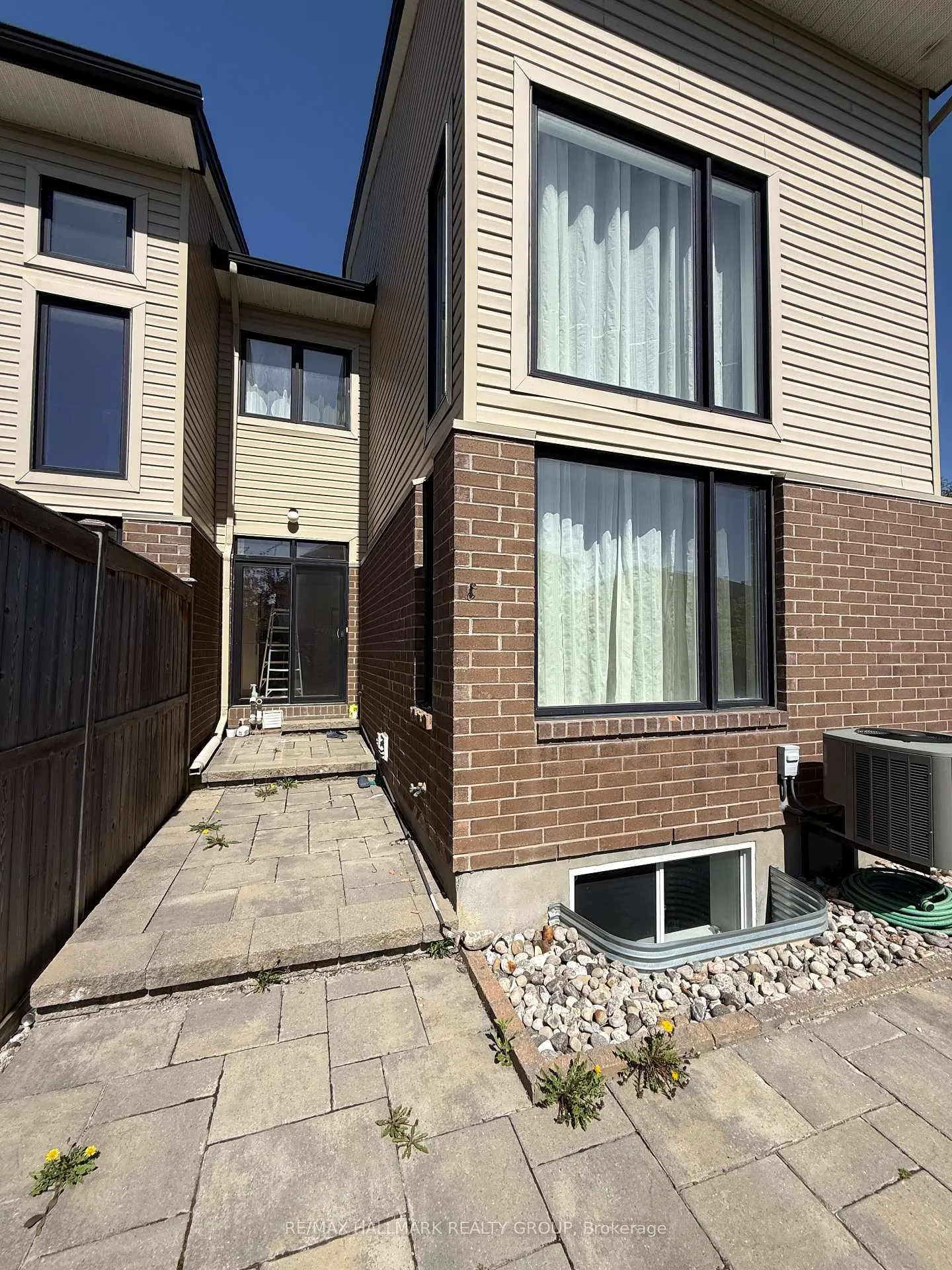 Photo 27 of 1158 Tischart Crescent, Ottawa, Kanata - Kanata Lakes/Heritage Hills — HOMEH