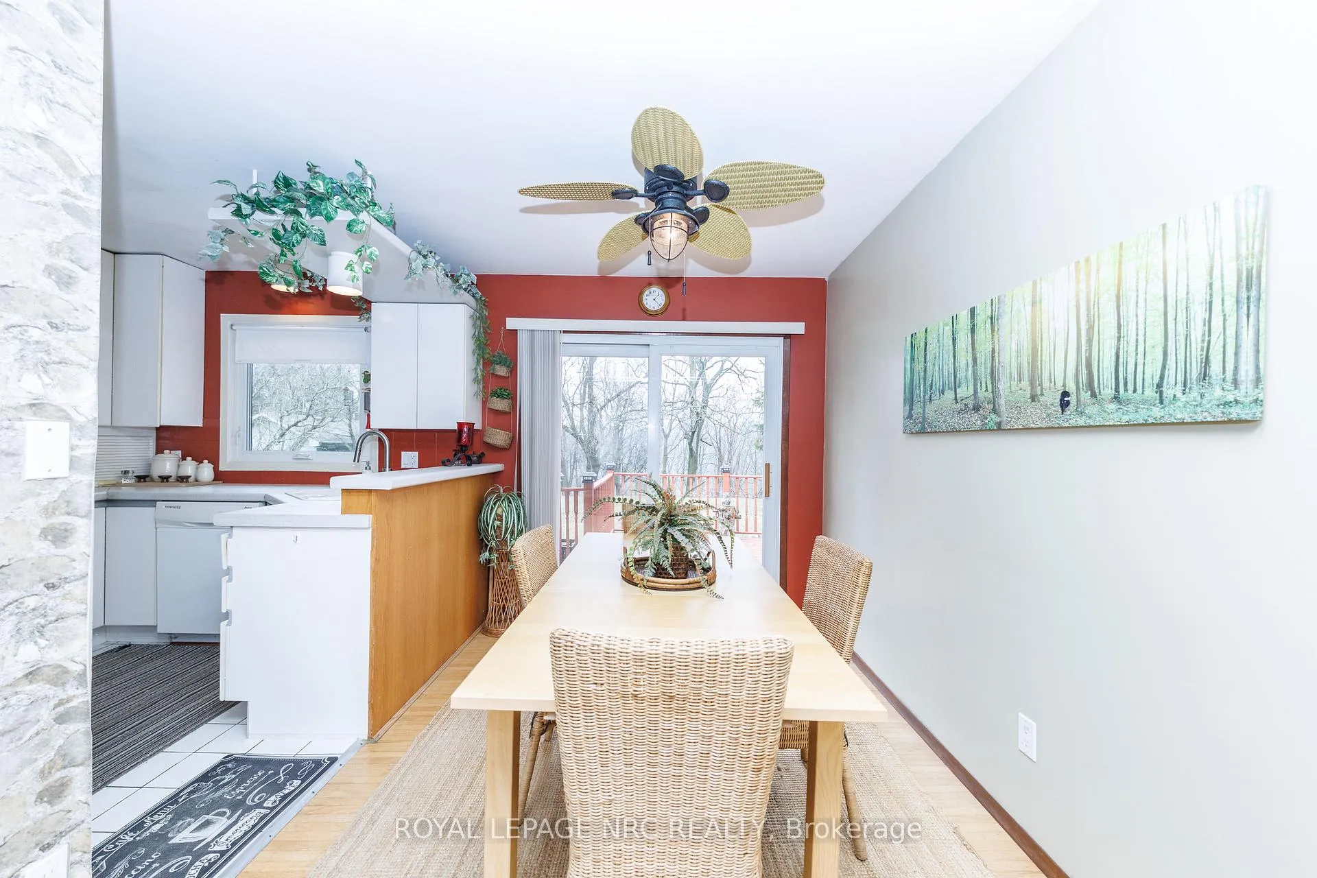 Photo 9 of 16 Rosemore Road, St. Catharines, Rykert/Vansickle — HOMEH