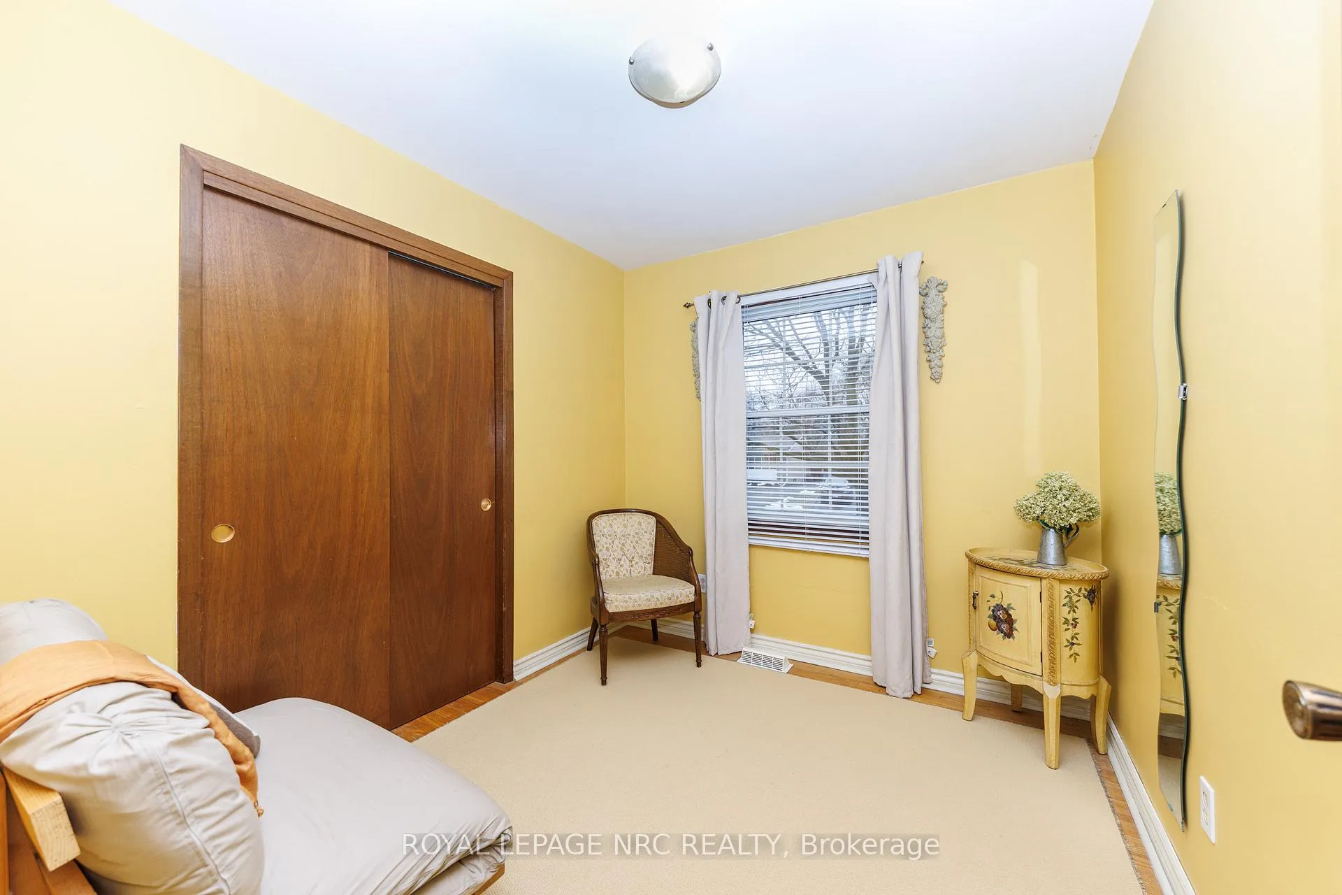 Photo 20 of 16 Rosemore Road, St. Catharines, Rykert/Vansickle — HOMEH