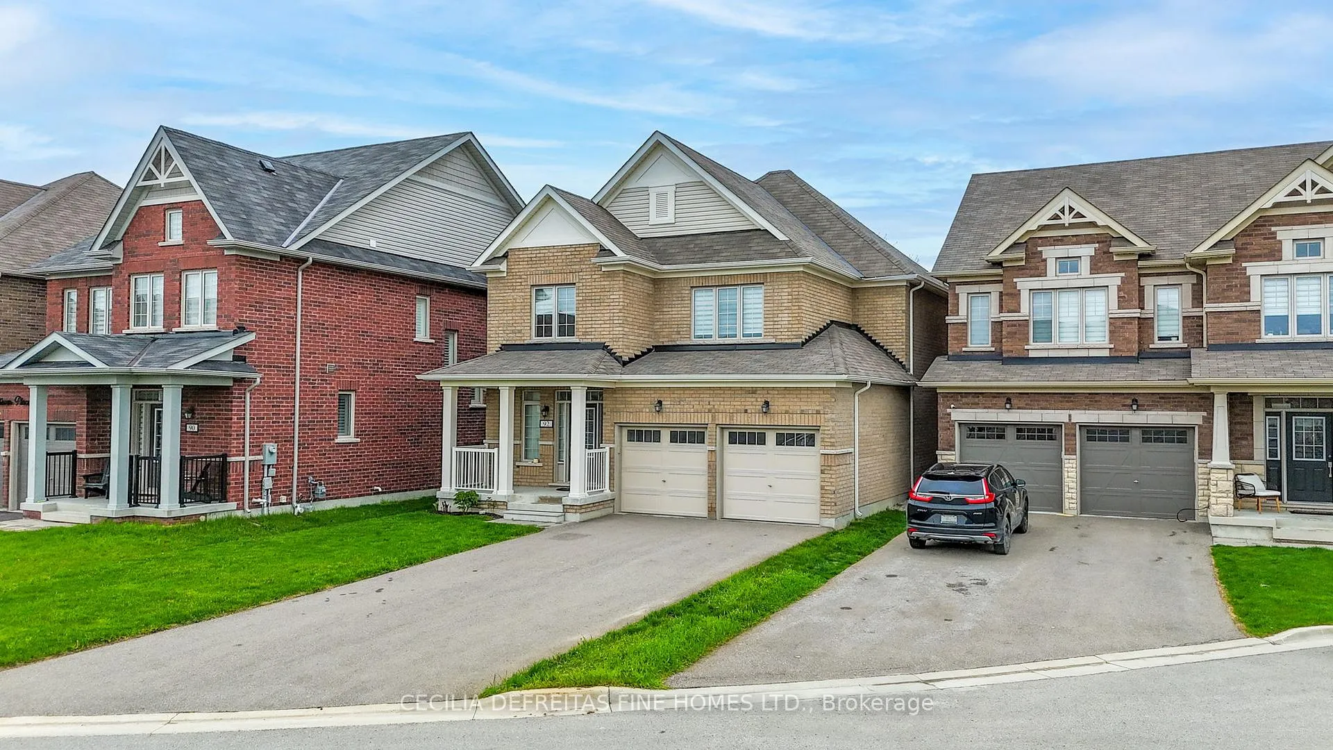 Photo 4 of 92 Pridham Place, New Tecumseth, Tottenham — HOMEH