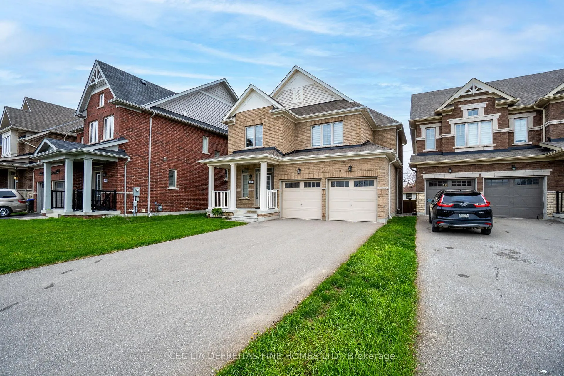 Photo 5 of 92 Pridham Place, New Tecumseth, Tottenham — HOMEH