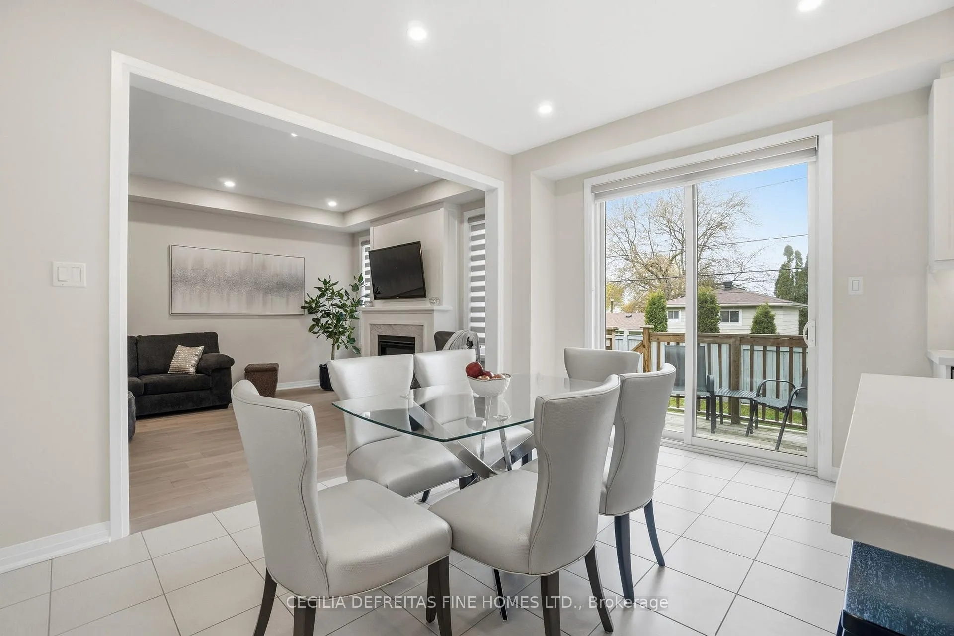 Photo 15 of 92 Pridham Place, New Tecumseth, Tottenham — HOMEH