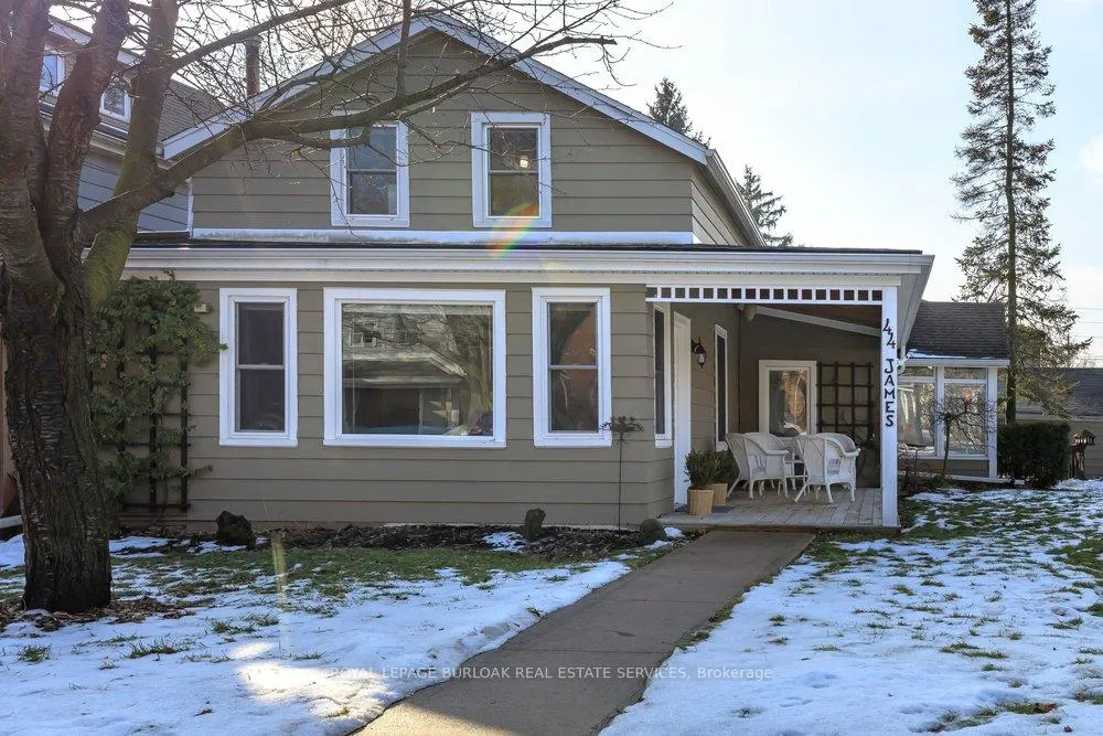 Photo 4 of 44 James Street, Hamilton, Dundas — HOMEH