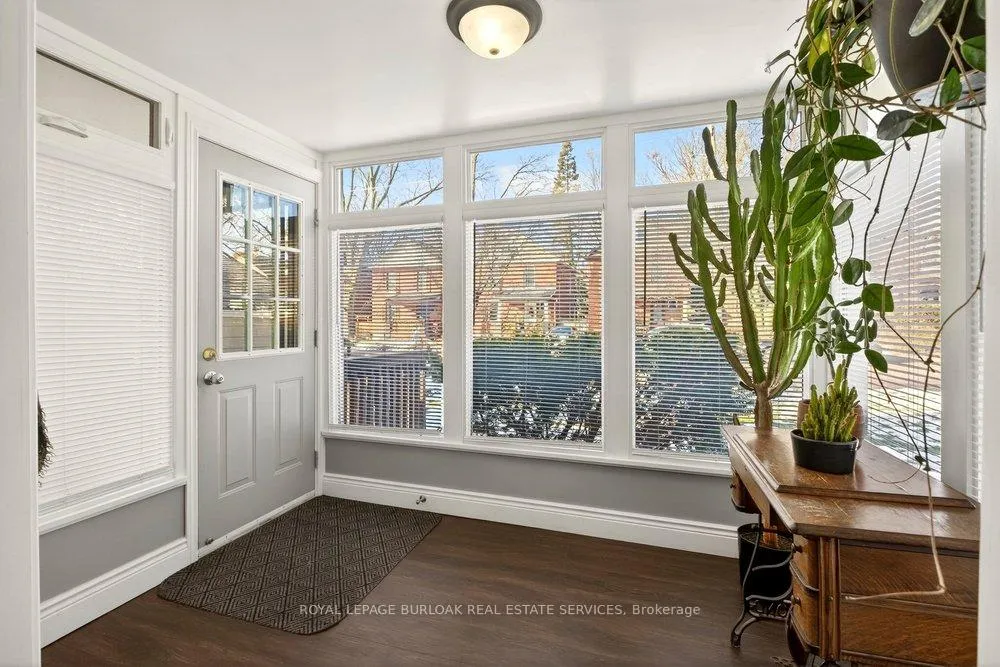 Photo 9 of 44 James Street, Hamilton, Dundas — HOMEH