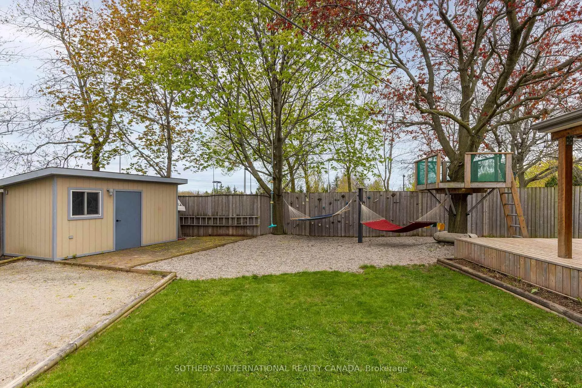 Photo 9 of 2290 Bridge Road, Oakville, West — HOMEH