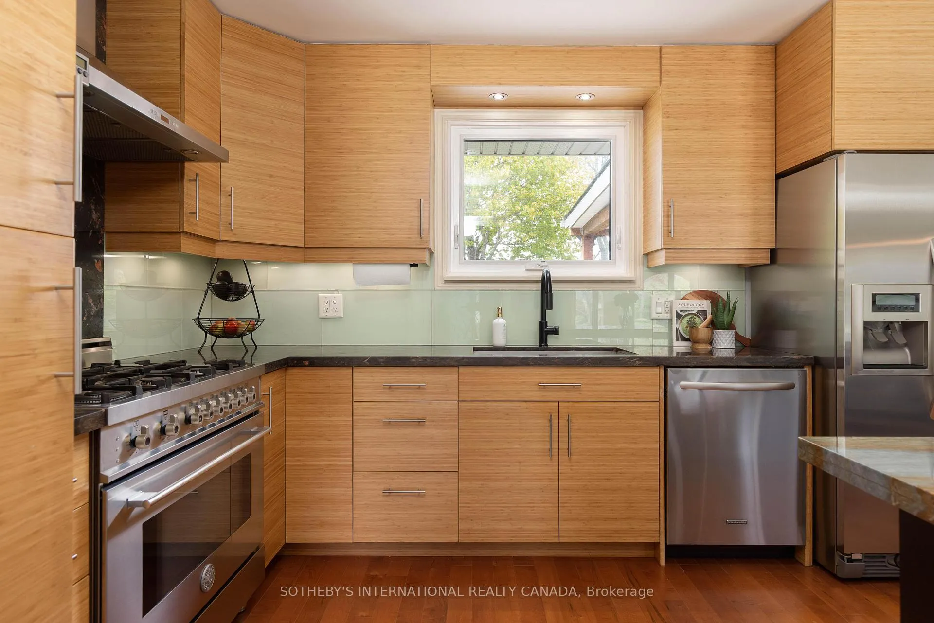 Photo 23 of 2290 Bridge Road, Oakville, West — HOMEH