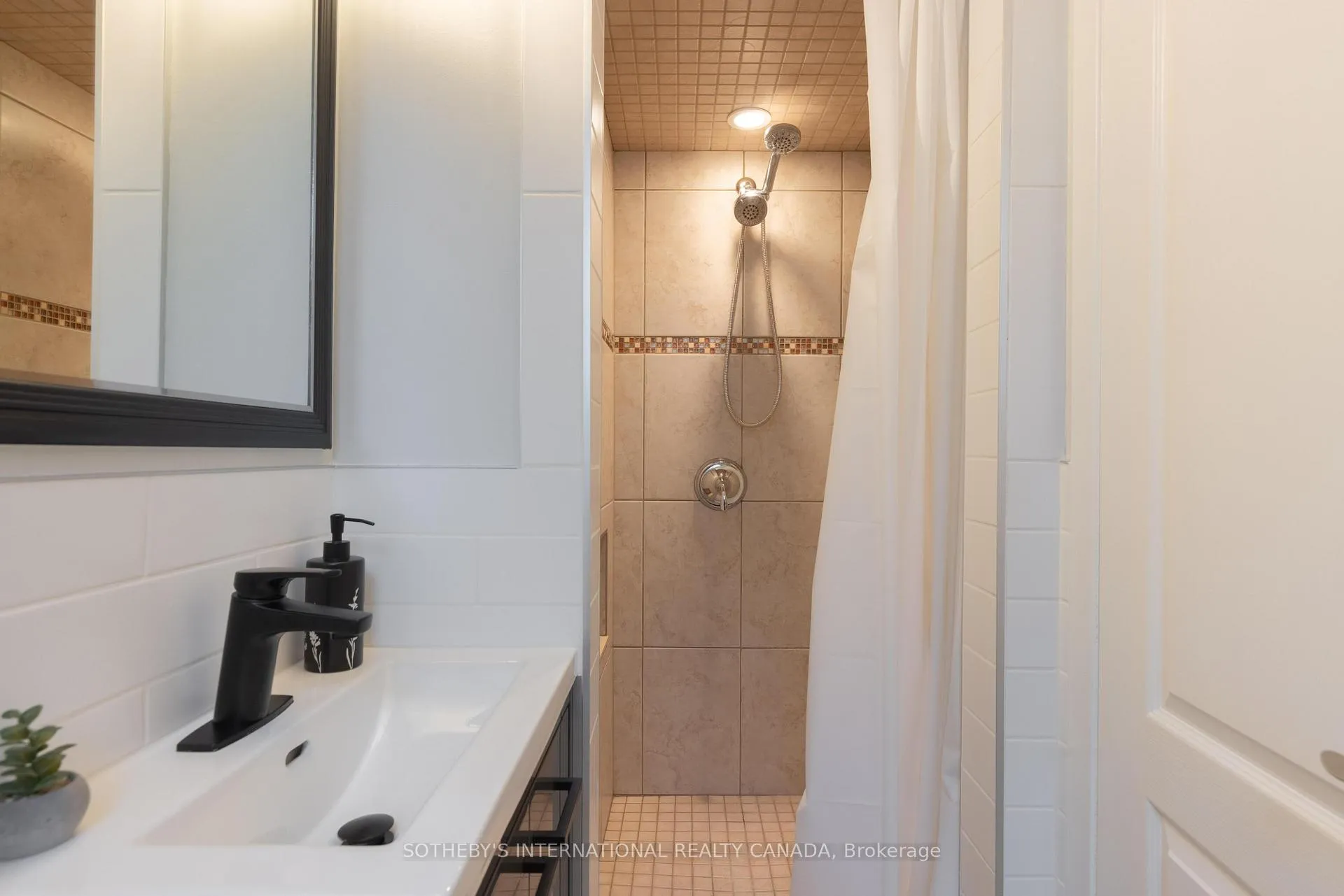 Photo 36 of 2290 Bridge Road, Oakville, West — HOMEH