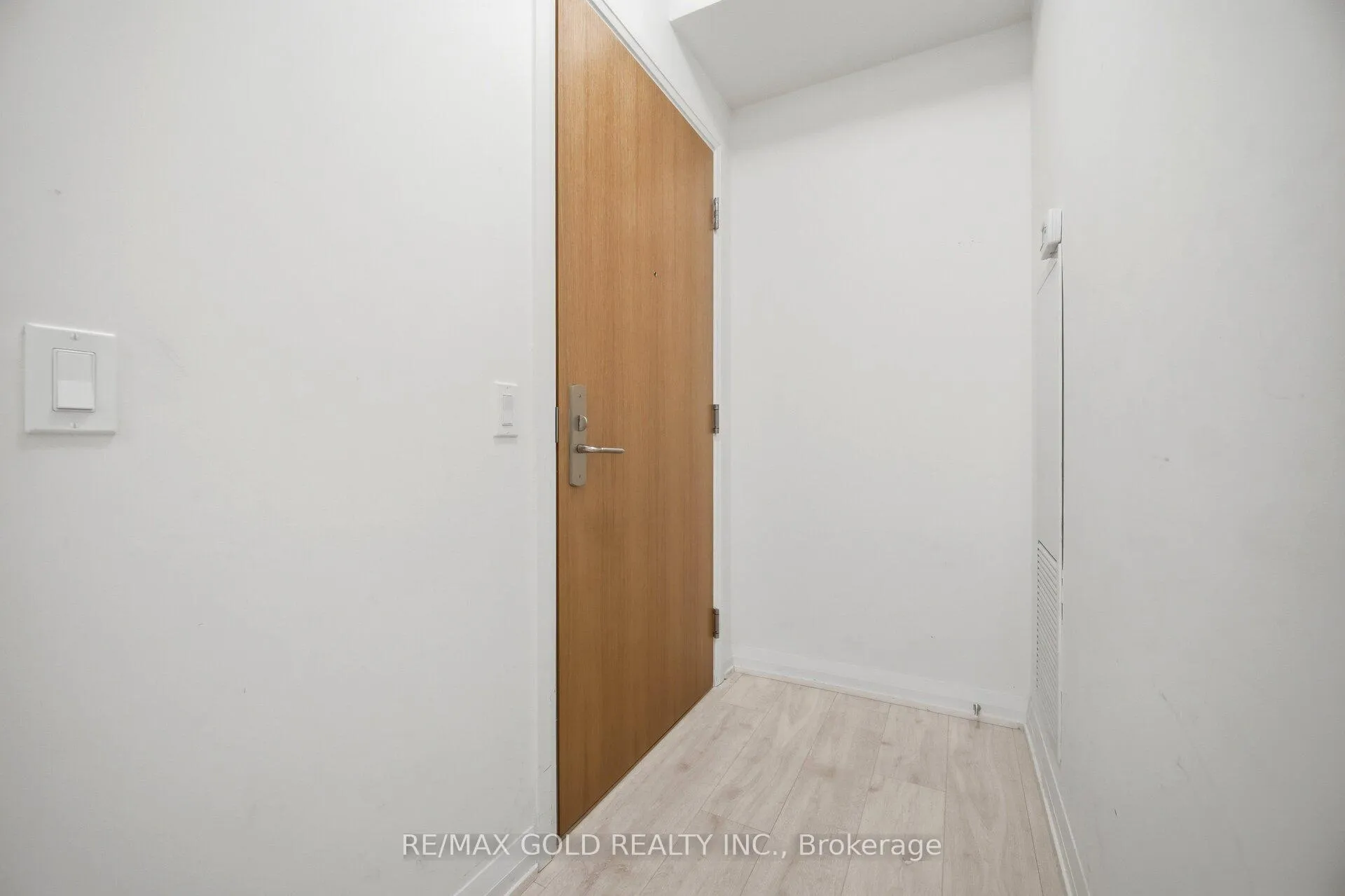 Photo 7 of Unit 1421, 8960 Jane Street, Vaughan, Concord — HOMEH