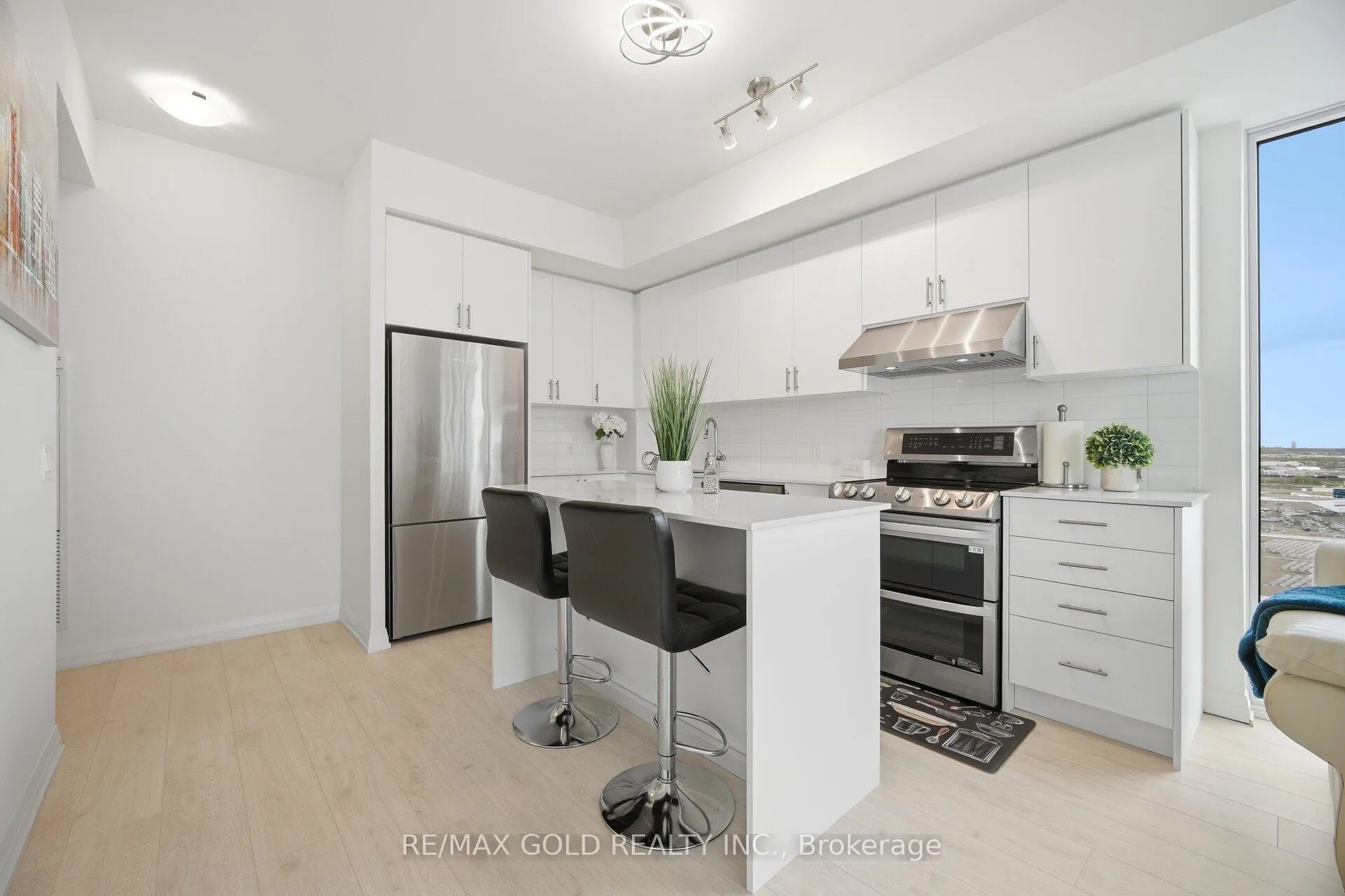 Photo 10 of Unit 1421, 8960 Jane Street, Vaughan, Concord — HOMEH