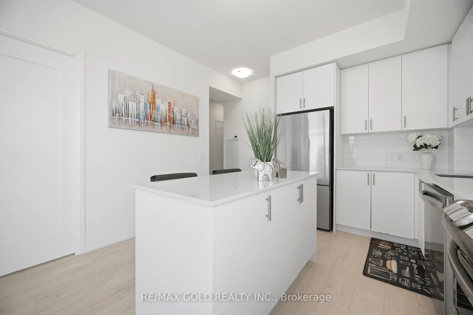 Photo 12 of Unit 1421, 8960 Jane Street, Vaughan, Concord — HOMEH