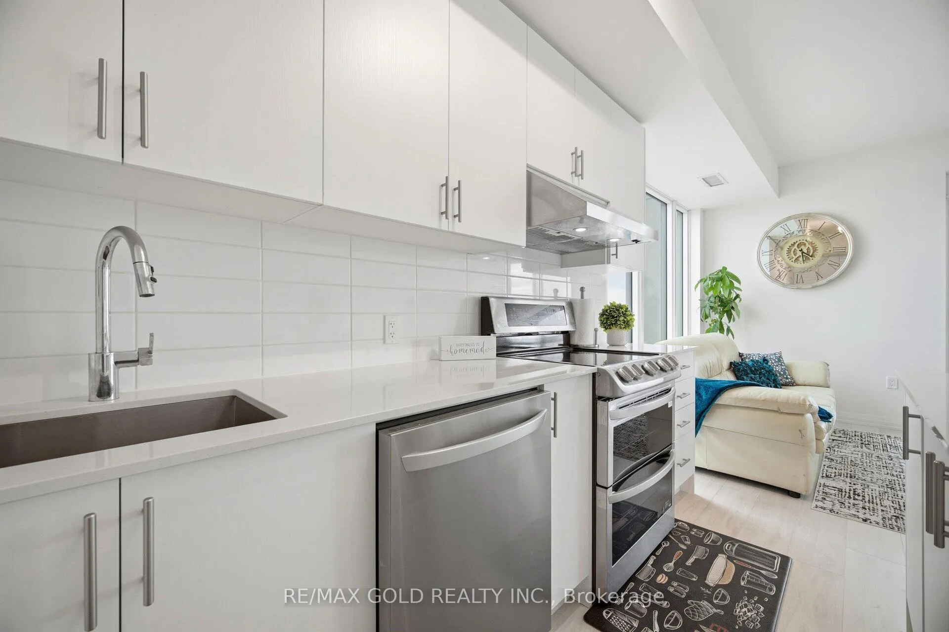 Photo 13 of Unit 1421, 8960 Jane Street, Vaughan, Concord — HOMEH