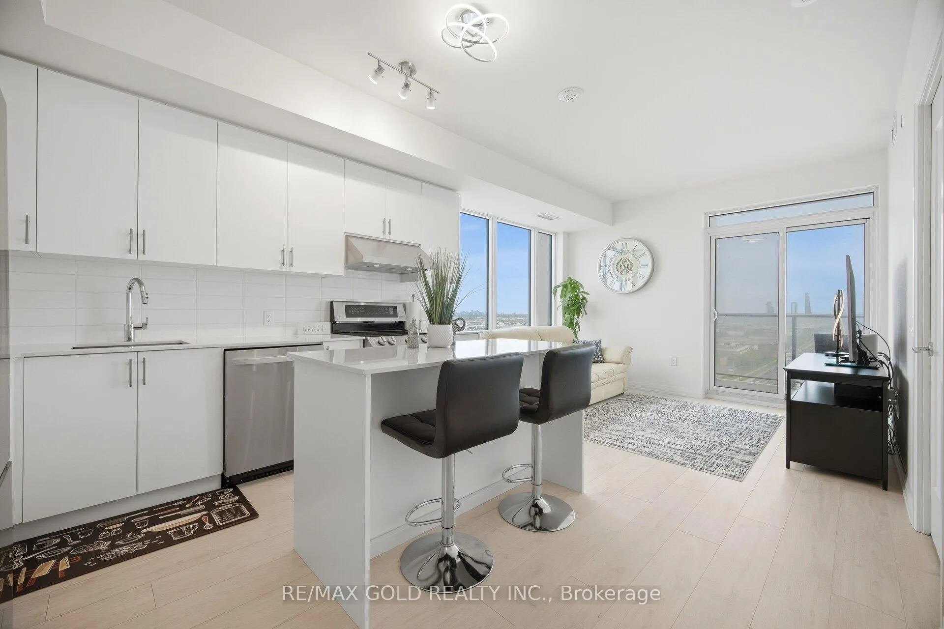 Photo 16 of Unit 1421, 8960 Jane Street, Vaughan, Concord — HOMEH