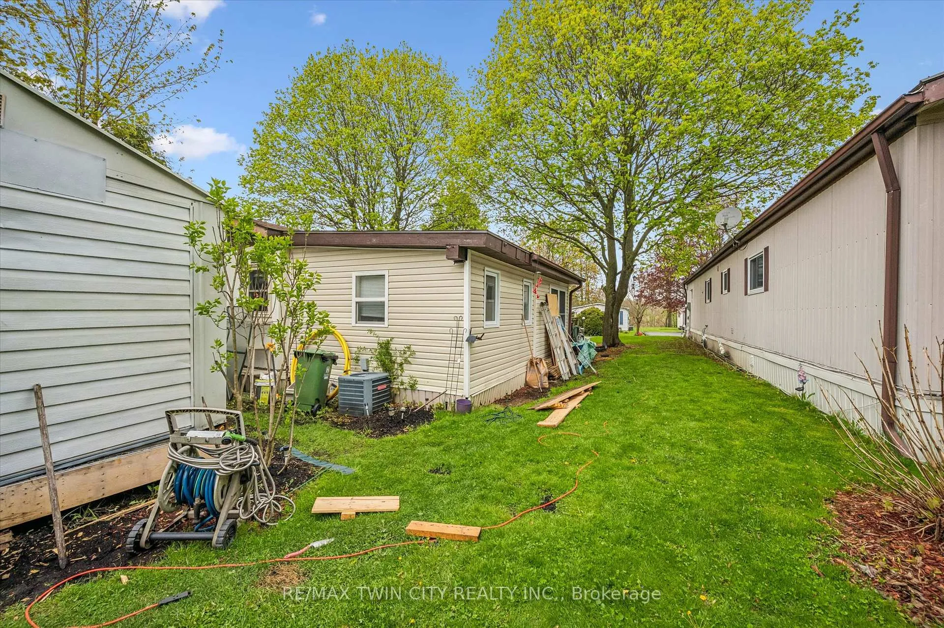 Photo 8 of 1294 8th Concession Road W, Hamilton, Rural Flamborough — HOMEH