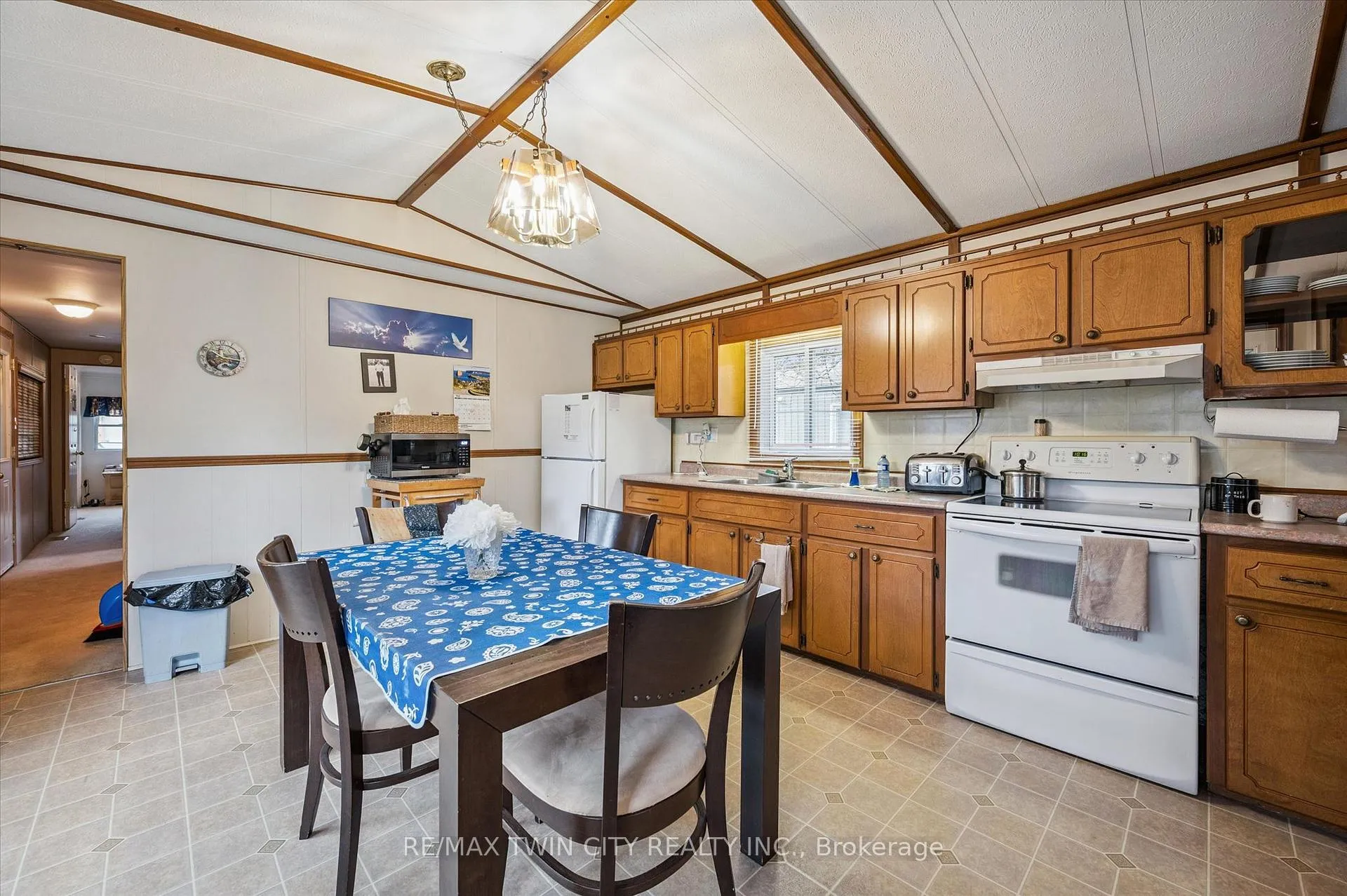 Photo 14 of 1294 8th Concession Road W, Hamilton, Rural Flamborough — HOMEH